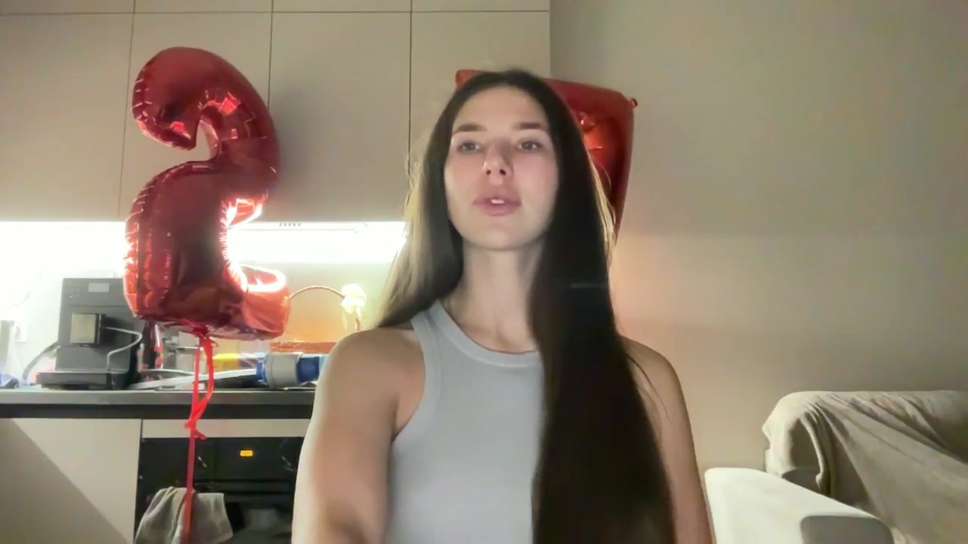 Gallery image thumbnail from kissfreeze's myfreecams stream on, 11/12/2025, 19:20 image 3 of 20