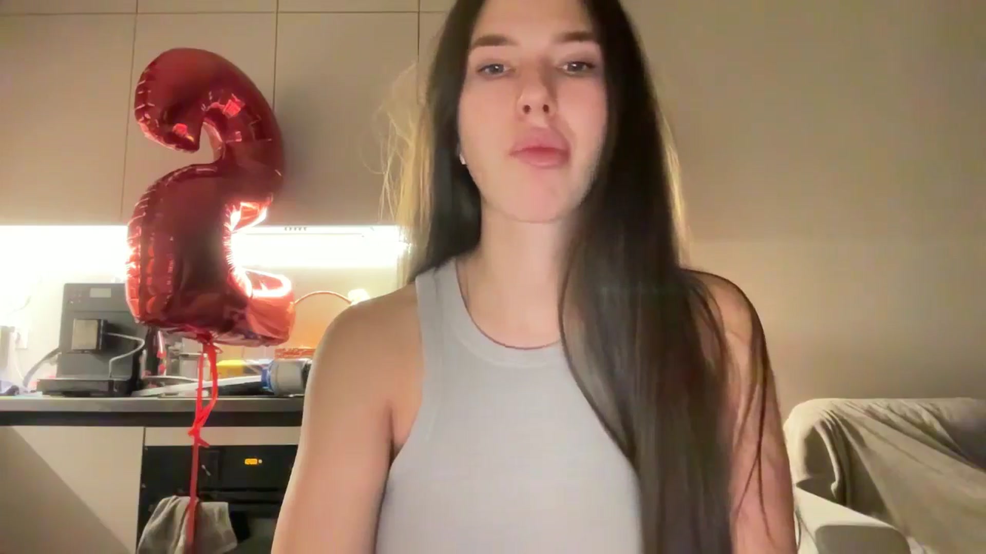 Gallery image thumbnail from kissfreeze's myfreecams stream on, 11/12/2025, 19:20 image 5 of 20