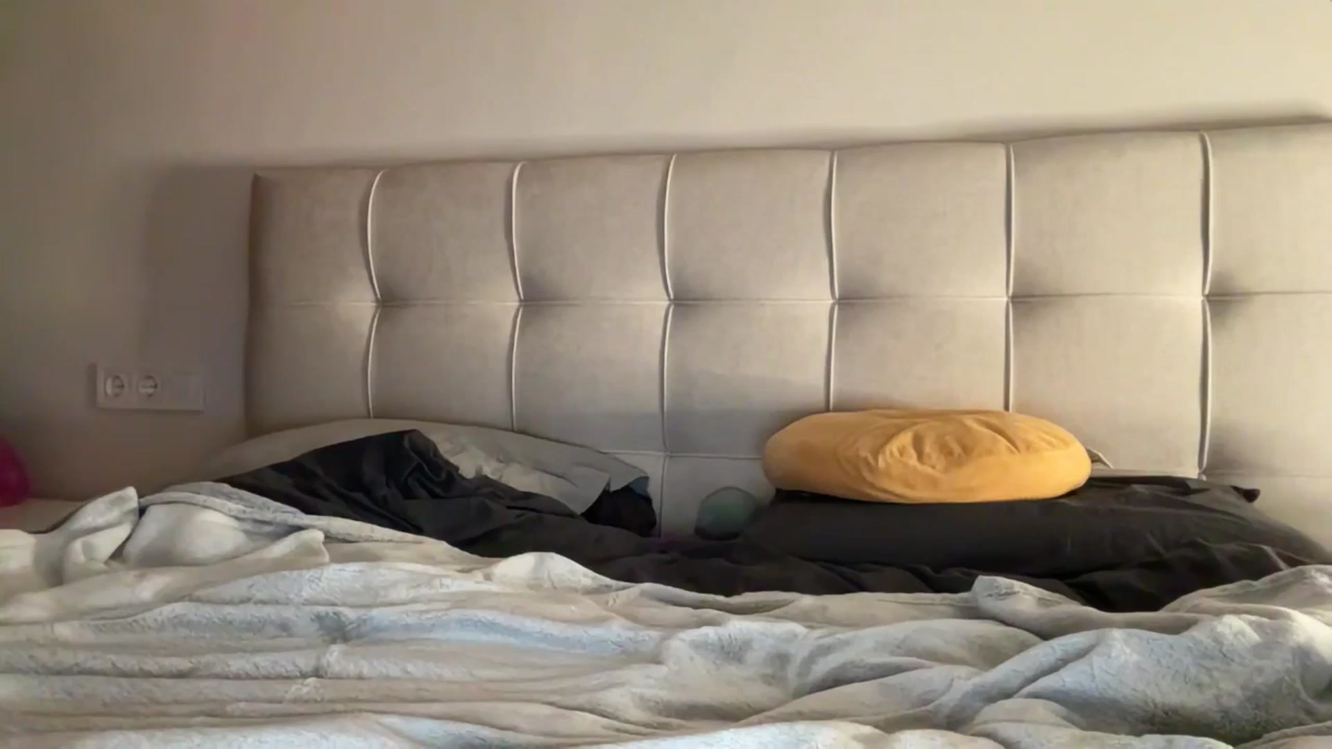 Gallery image thumbnail from kissfreeze's myfreecams stream on, 11/14/2025, 22:39 image 20 of 20