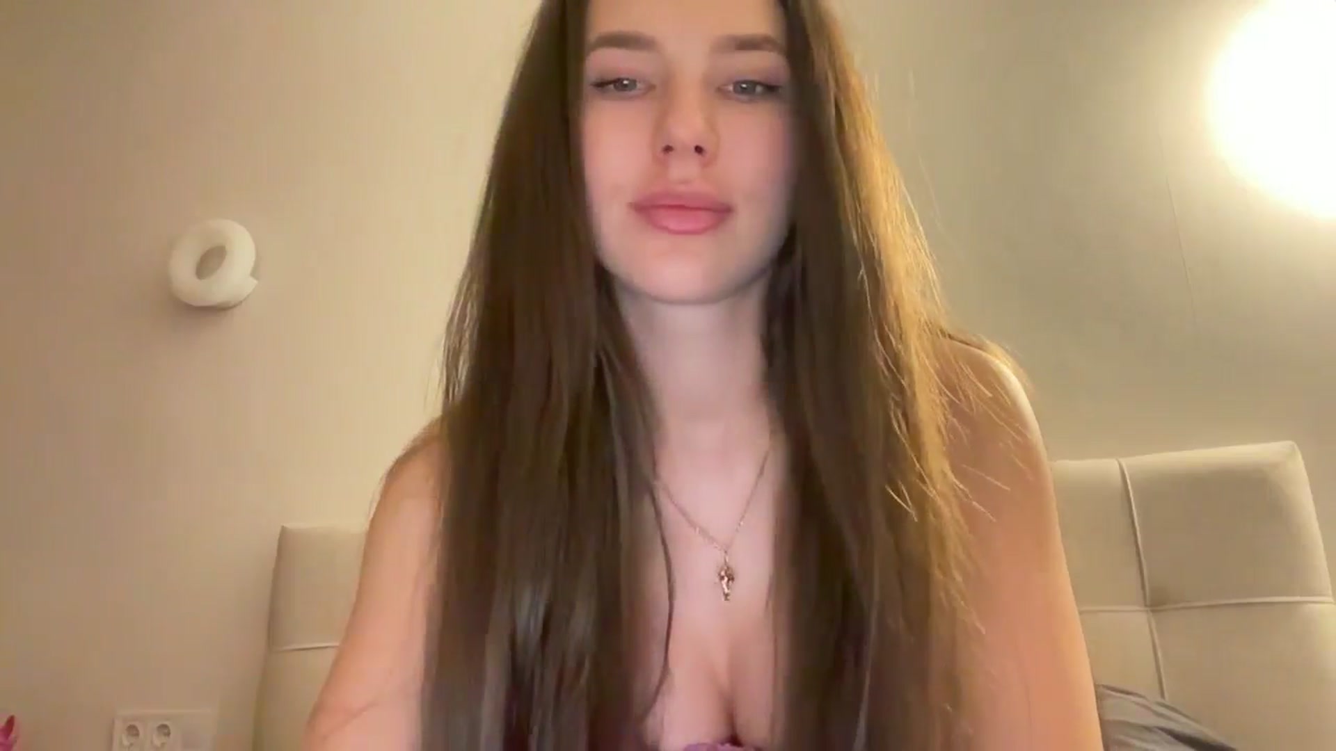 Gallery image thumbnail from kissfreeze's myfreecams stream on, 11/28/2025, 01:14 image 2 of 20