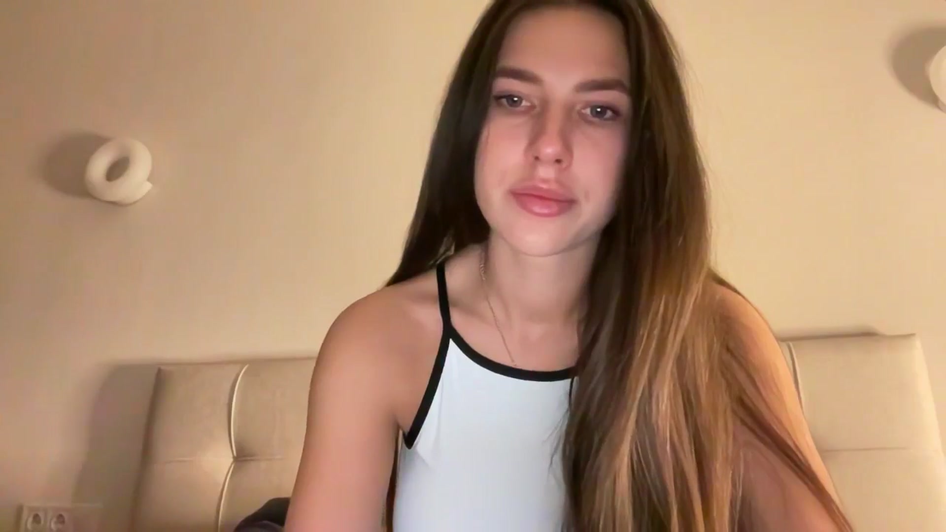 Gallery image thumbnail from kissfreeze's myfreecams stream on, 11/30/2025, 14:42 image 7 of 20