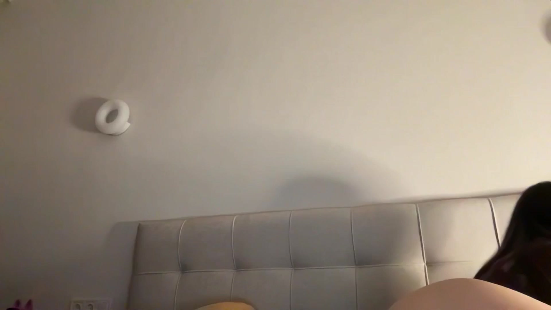 Gallery image thumbnail from kissfreeze's myfreecams stream on, 11/30/2025, 16:09 image 1 of 20