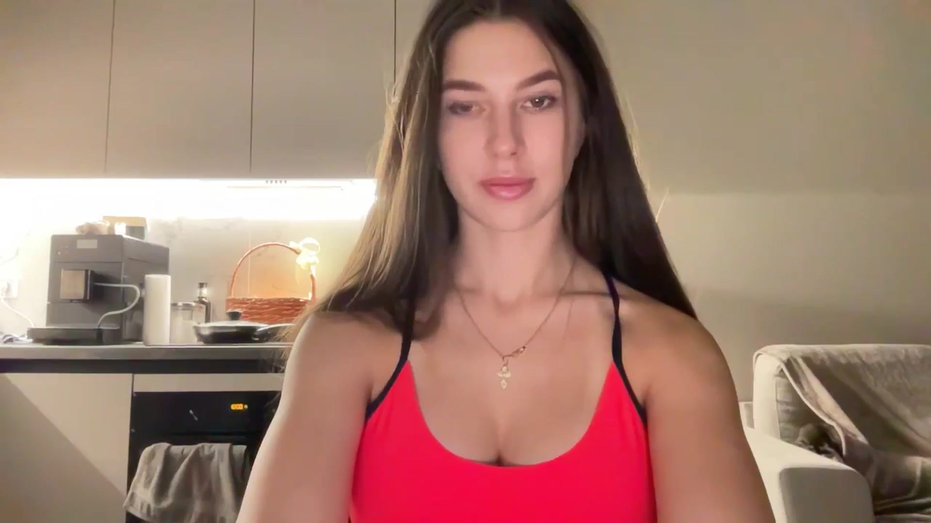 Gallery image thumbnail from kissfreeze's myfreecams stream on, 12/02/2025, 15:05 image 19 of 20