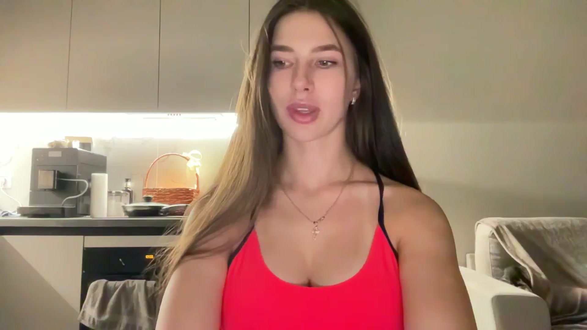Gallery image thumbnail from kissfreeze's myfreecams stream on, 12/02/2025, 15:05 image 17 of 20