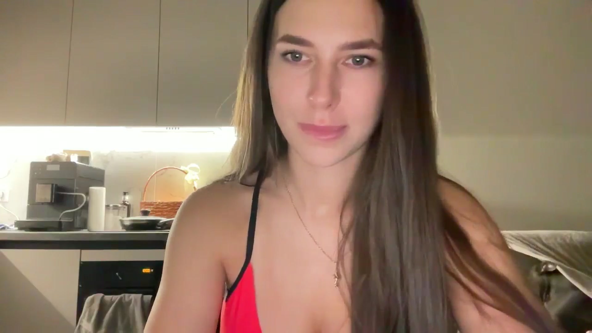 Gallery image thumbnail from kissfreeze's myfreecams stream on, 12/02/2025, 16:36 image 9 of 20
