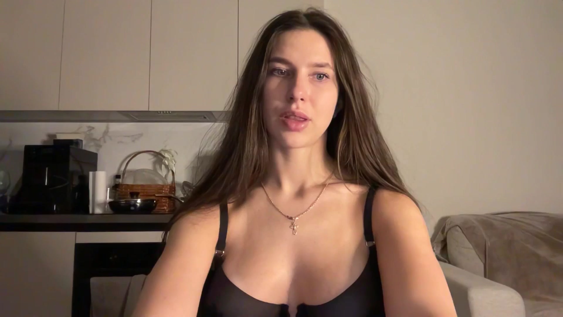 Gallery image thumbnail from kissfreeze's myfreecams stream on, 12/07/2025, 17:30 image 17 of 20