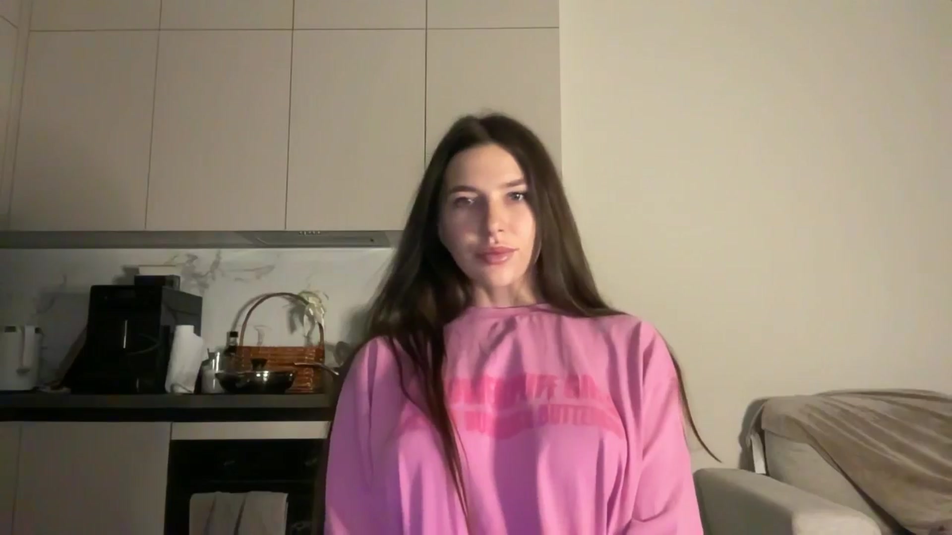 Gallery image thumbnail from kissfreeze's myfreecams stream on, 12/08/2025, 16:05 image 8 of 20