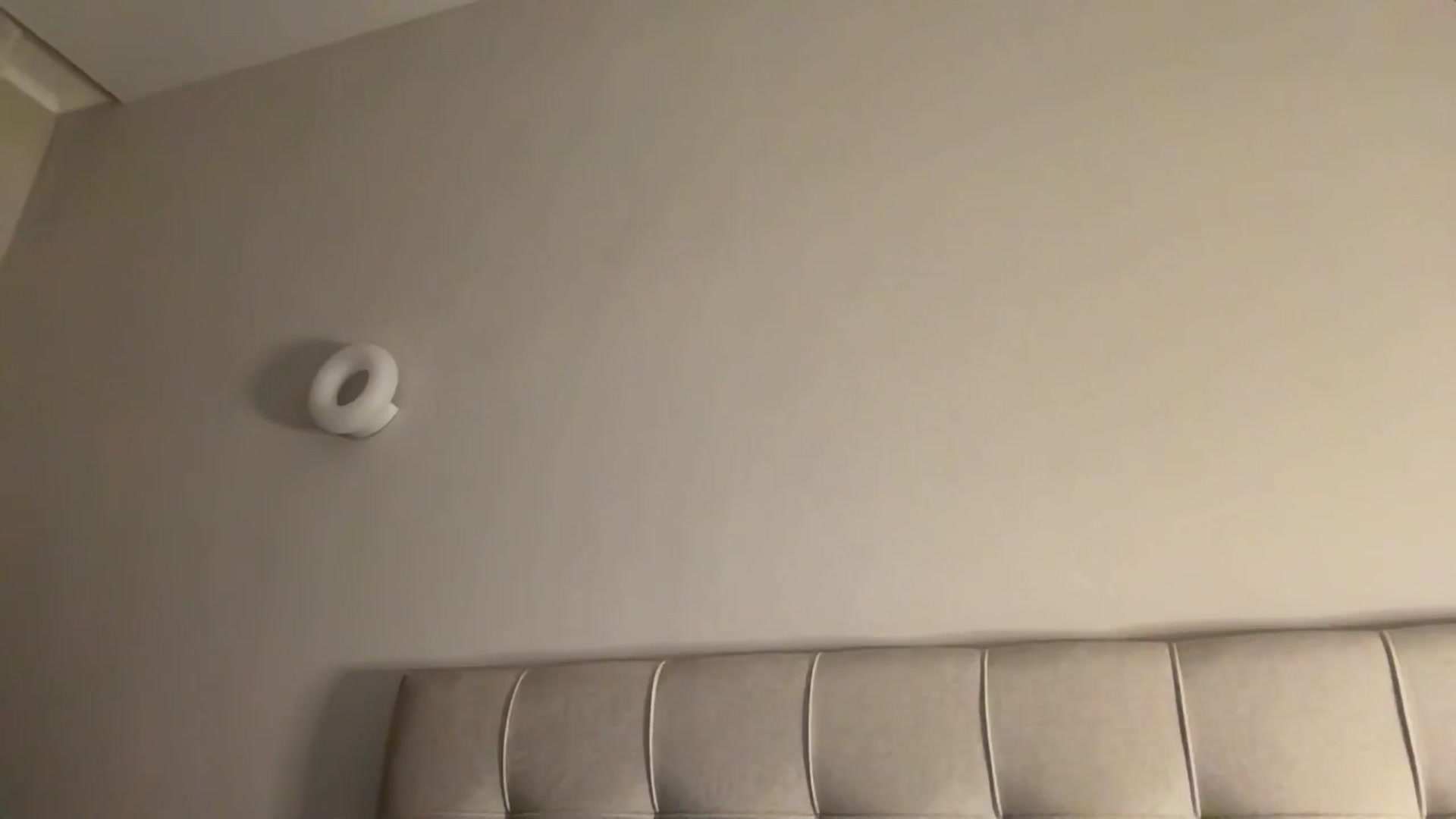 Gallery image thumbnail from kissfreeze's myfreecams stream on, 12/19/2025, 24:36 image 5 of 20