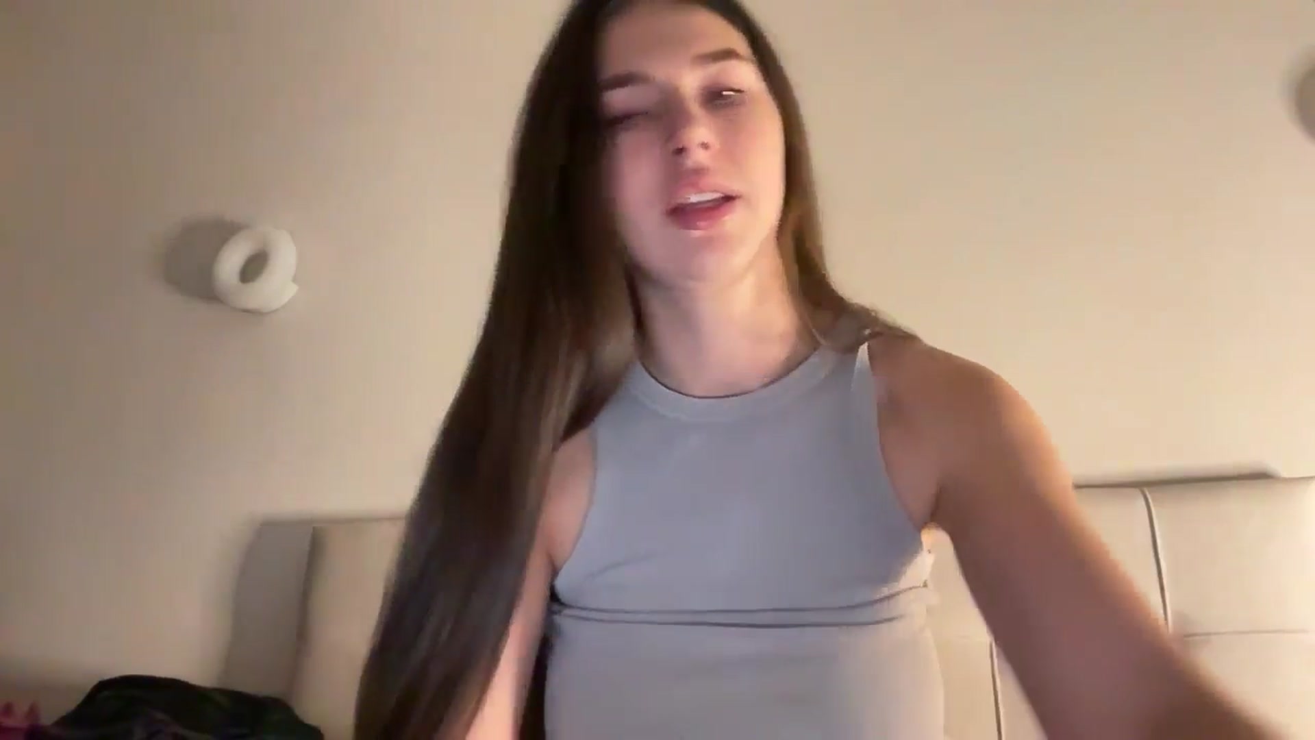 Gallery image thumbnail from kissfreeze's myfreecams stream on, 12/23/2025, 23:28 image 5 of 20