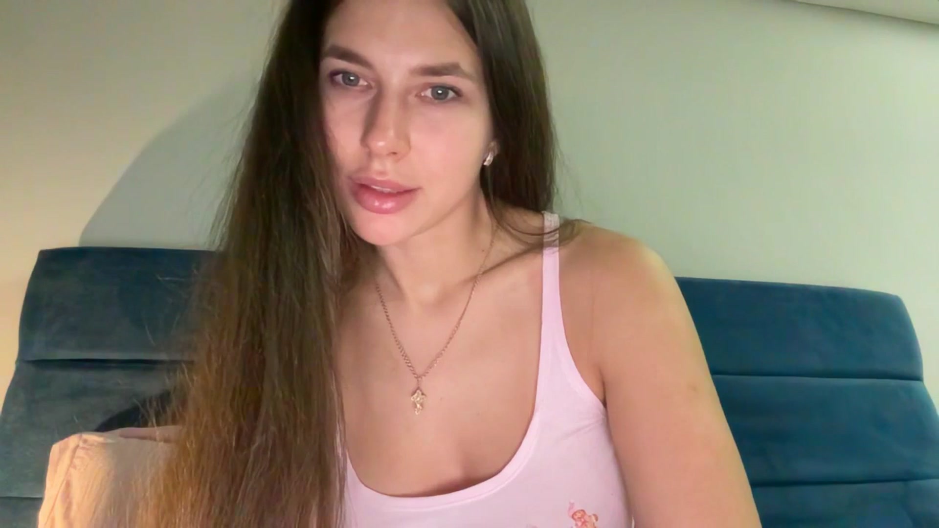 Gallery image thumbnail from kissfreeze's myfreecams stream on, 01/03/2026, 22:24 image 19 of 20