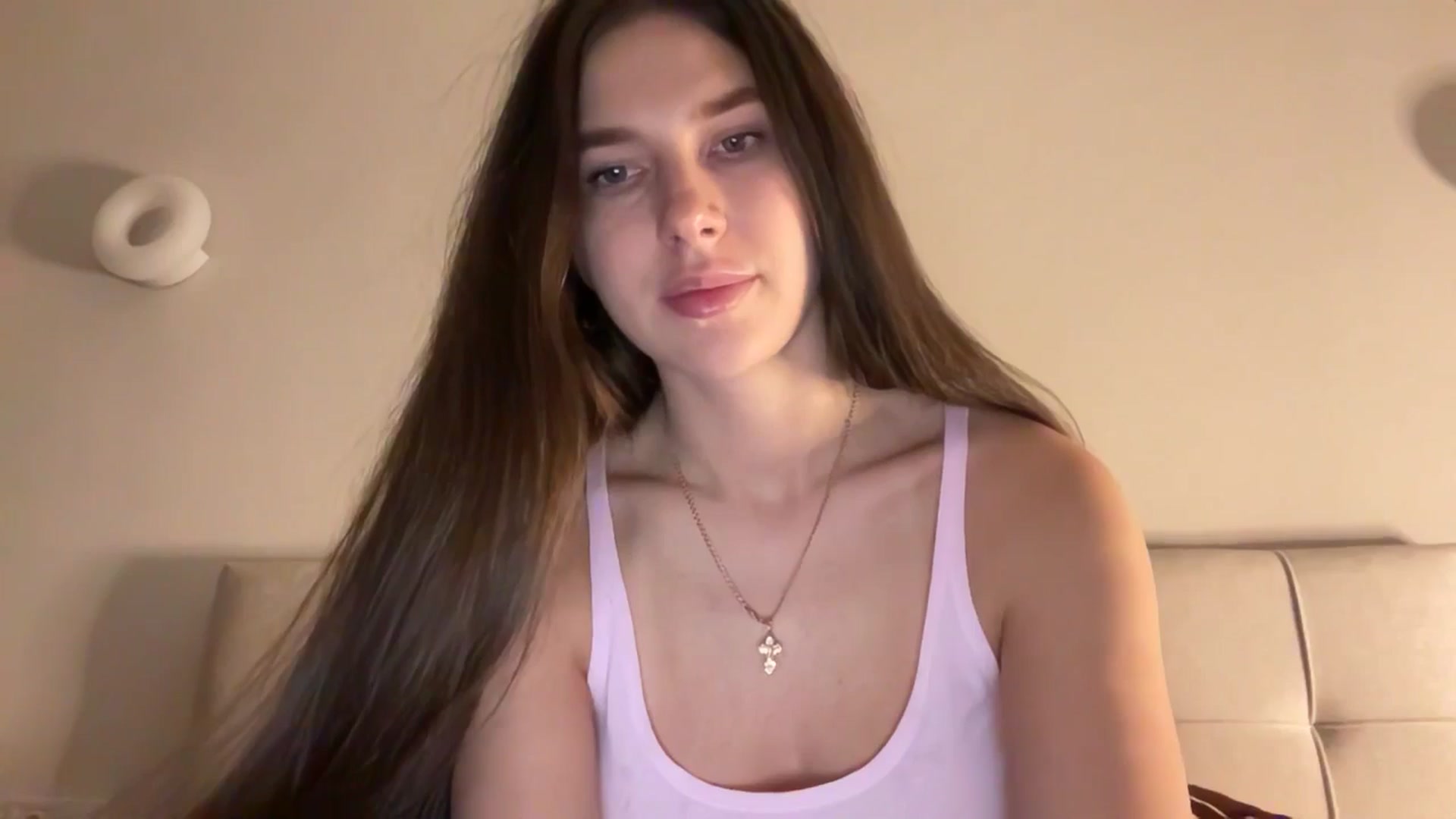 Gallery image thumbnail from kissfreeze's myfreecams stream on, 01/11/2026, 15:53 image 6 of 20