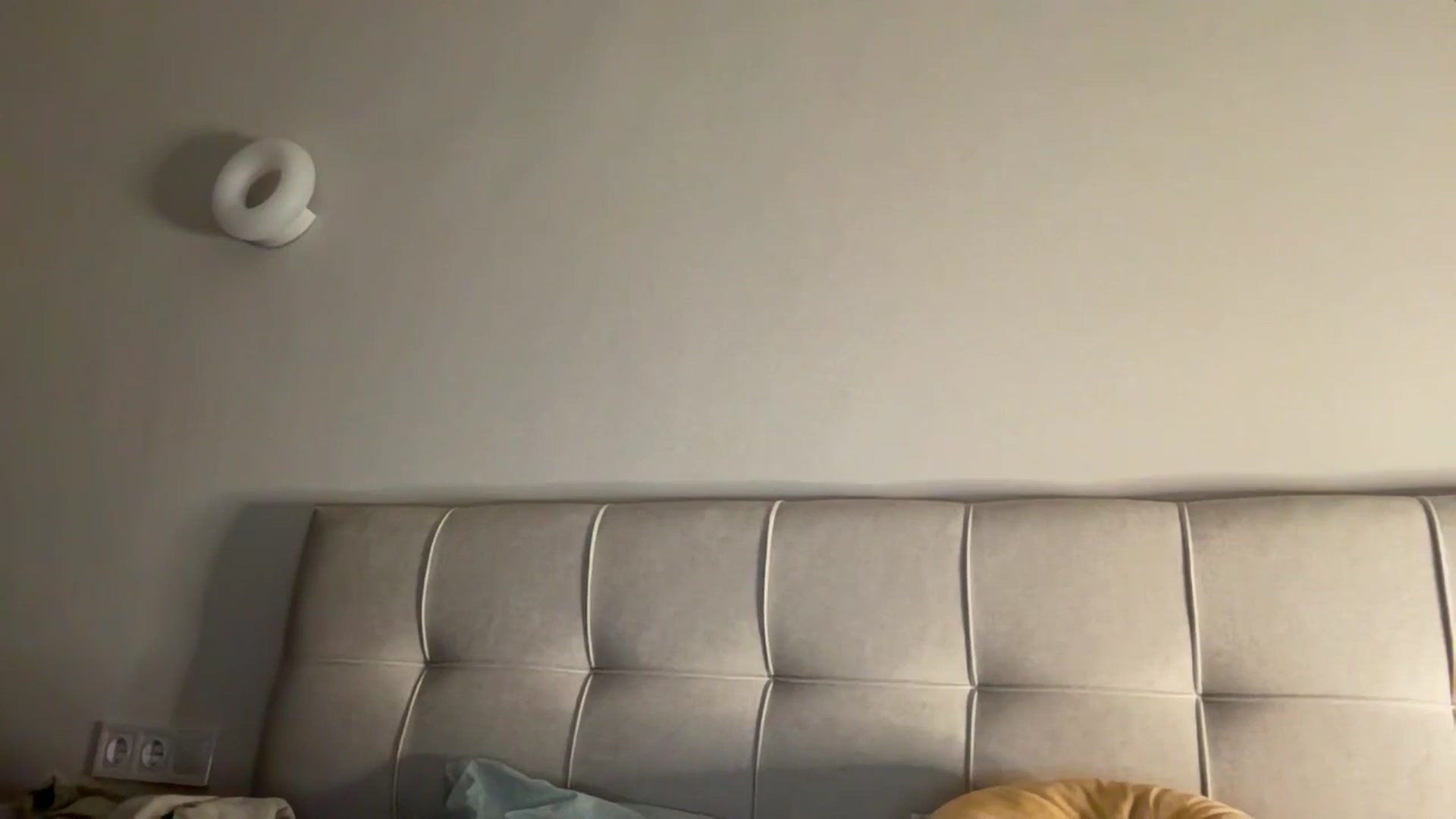 Gallery image thumbnail from kissfreeze's myfreecams stream on, 01/11/2026, 23:43 image 4 of 20