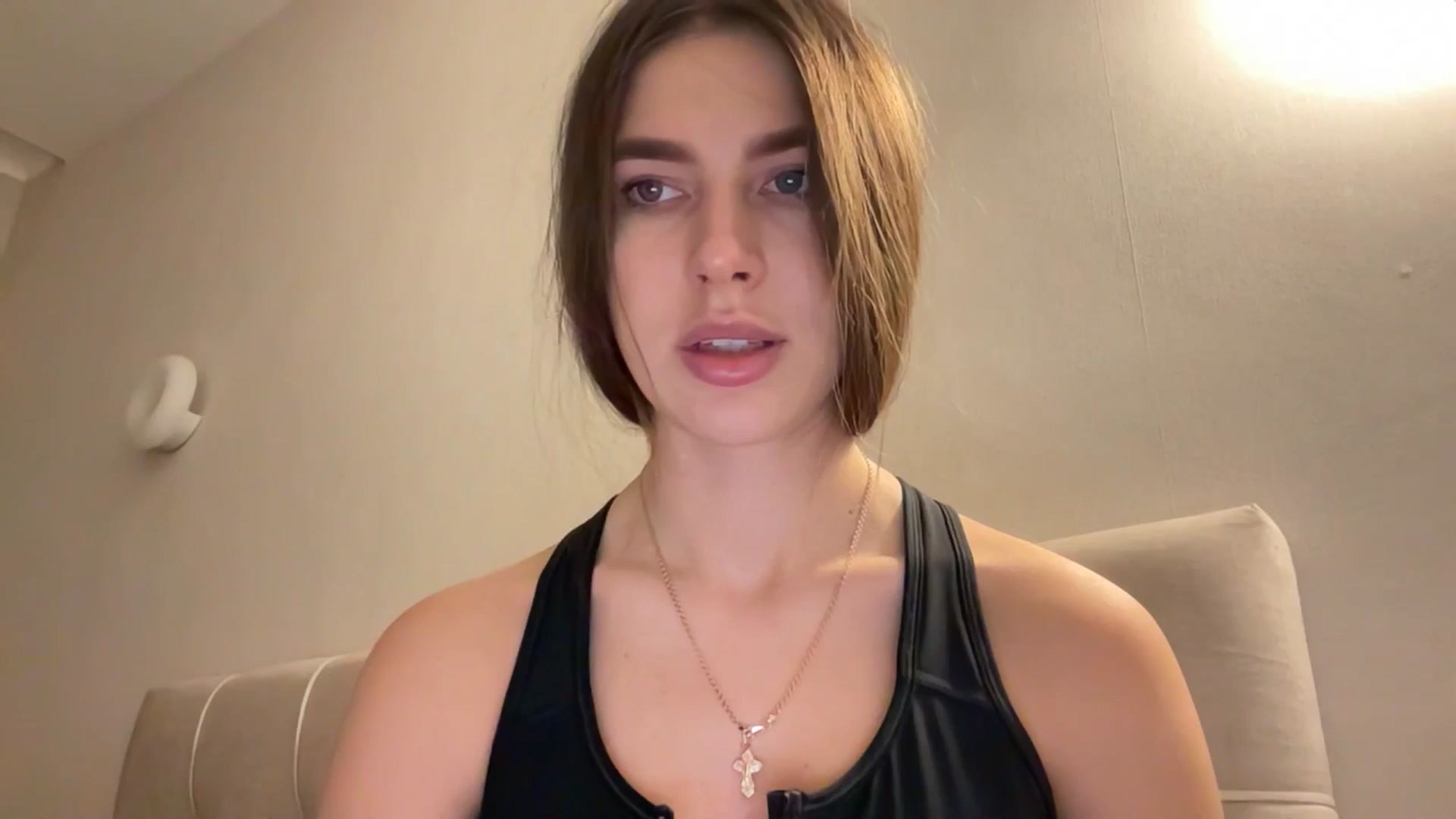 Gallery image thumbnail from kissfreeze's myfreecams stream on, 01/22/2026, 16:38 image 1 of 20