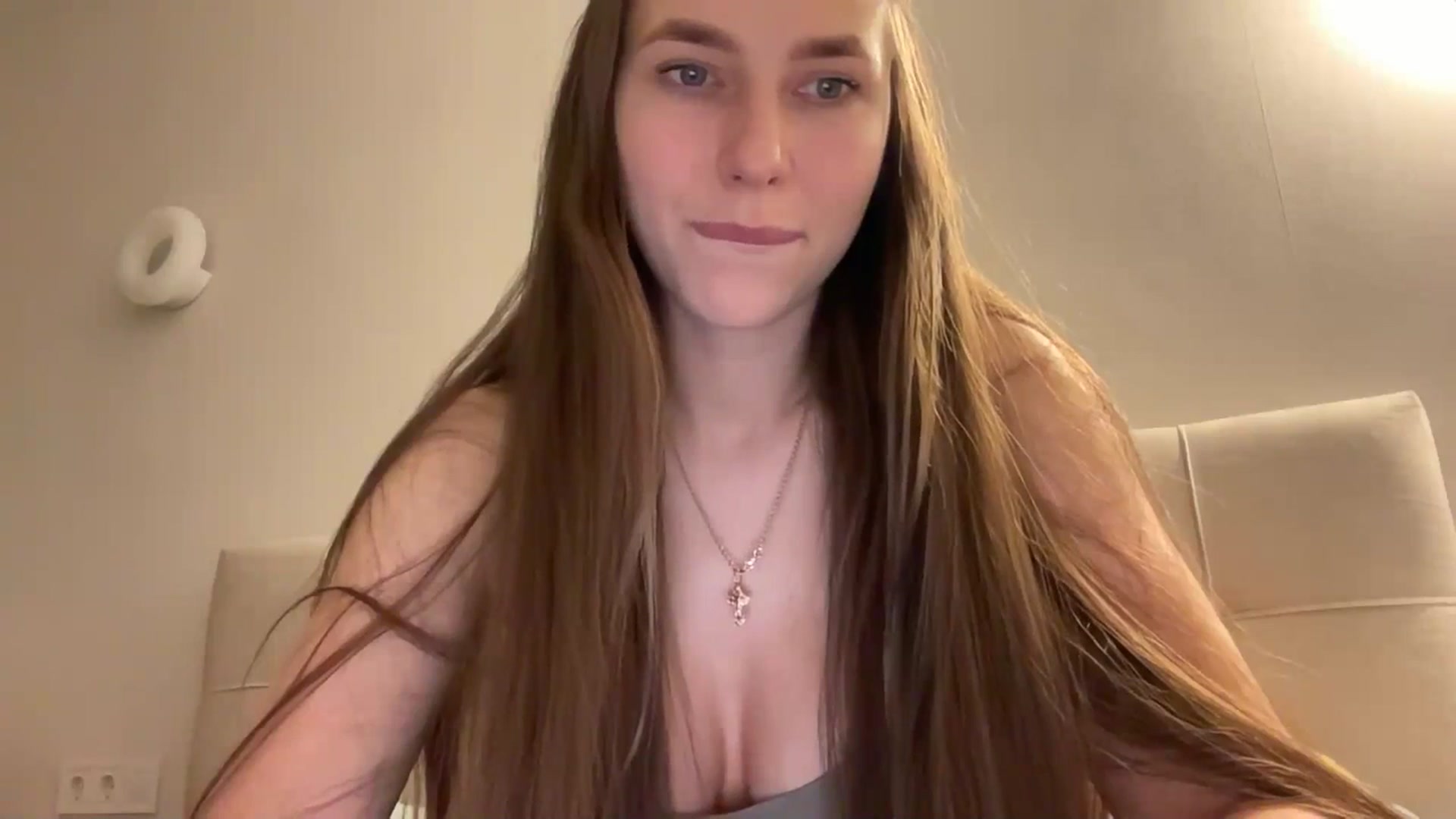 Gallery image thumbnail from kissfreeze's myfreecams stream on, 01/24/2026, 24:04 image 10 of 20