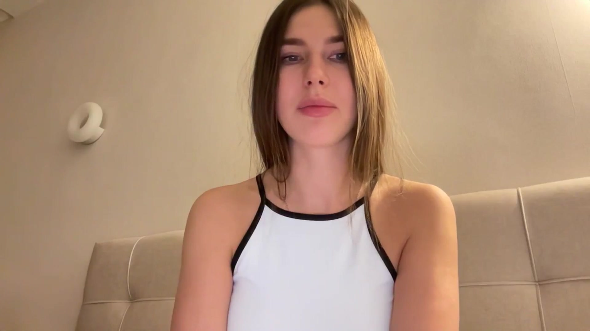 Gallery image thumbnail from kissfreeze's myfreecams stream on, 01/24/2026, 23:57 image 20 of 20