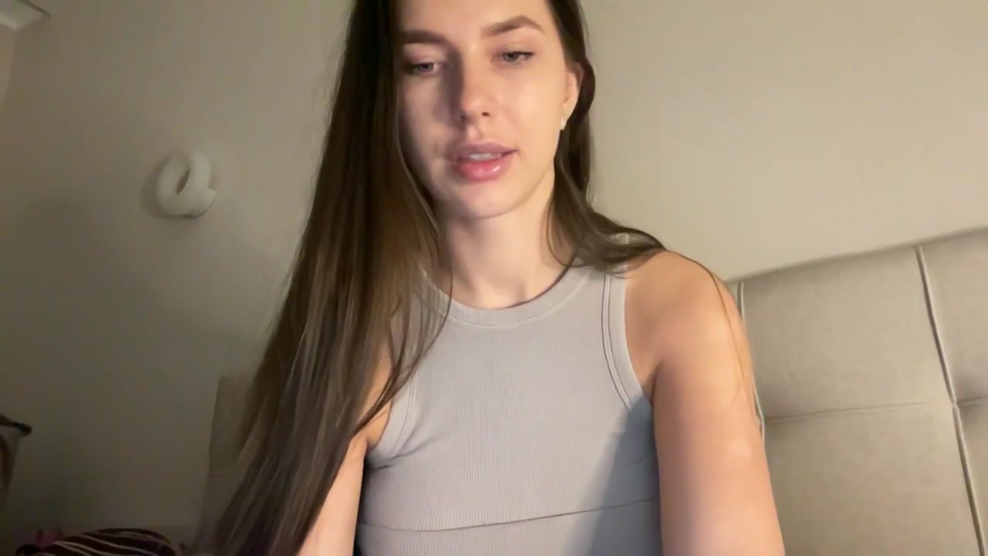 Gallery image thumbnail from kissfreeze's myfreecams stream on, 02/02/2026, 17:34 image 6 of 20