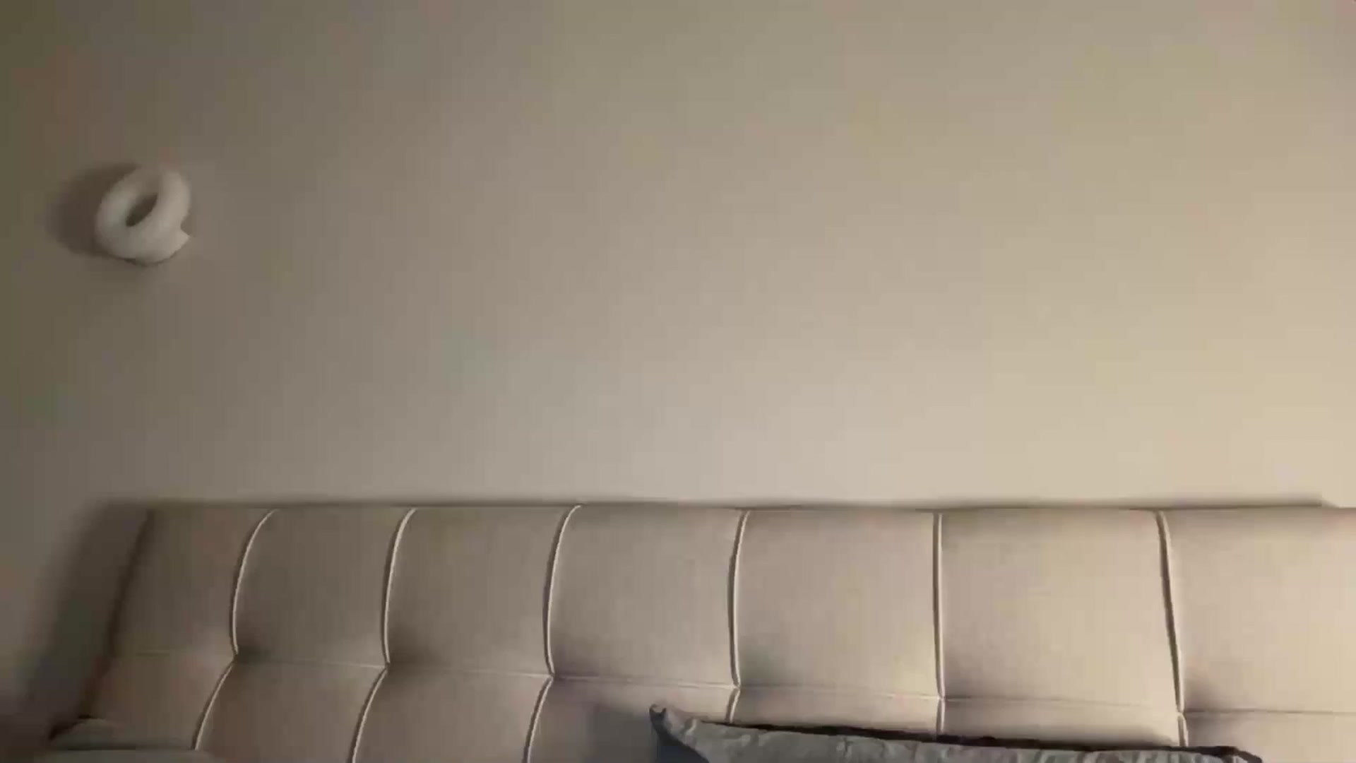 Gallery image thumbnail from kissfreeze's myfreecams stream on, 02/06/2026, 23:15 image 20 of 20