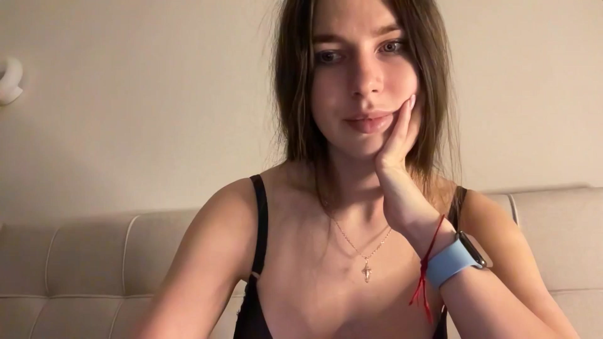 Gallery image thumbnail from kissfreeze's myfreecams stream on, 02/06/2026, 23:50 image 6 of 20