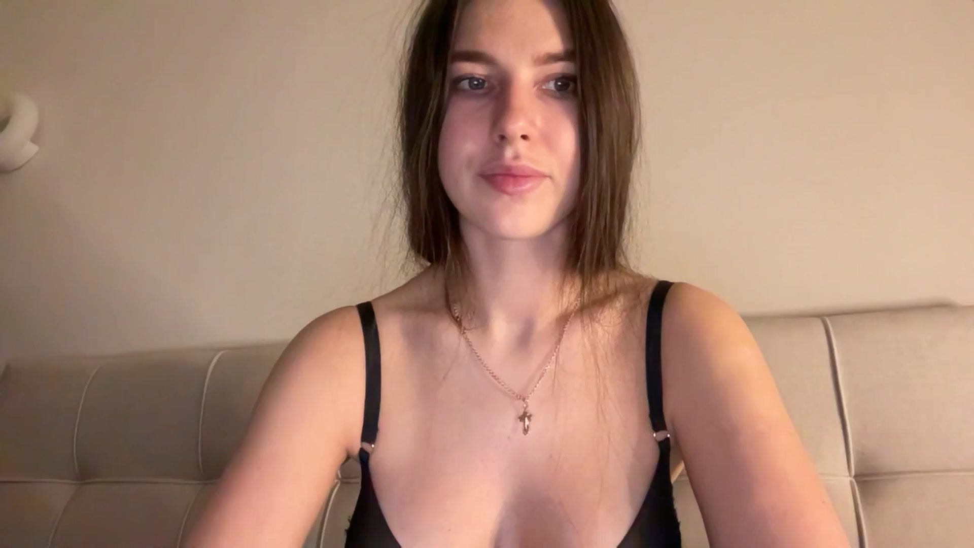 Gallery image thumbnail from kissfreeze's myfreecams stream on, 02/06/2026, 23:50 image 5 of 20