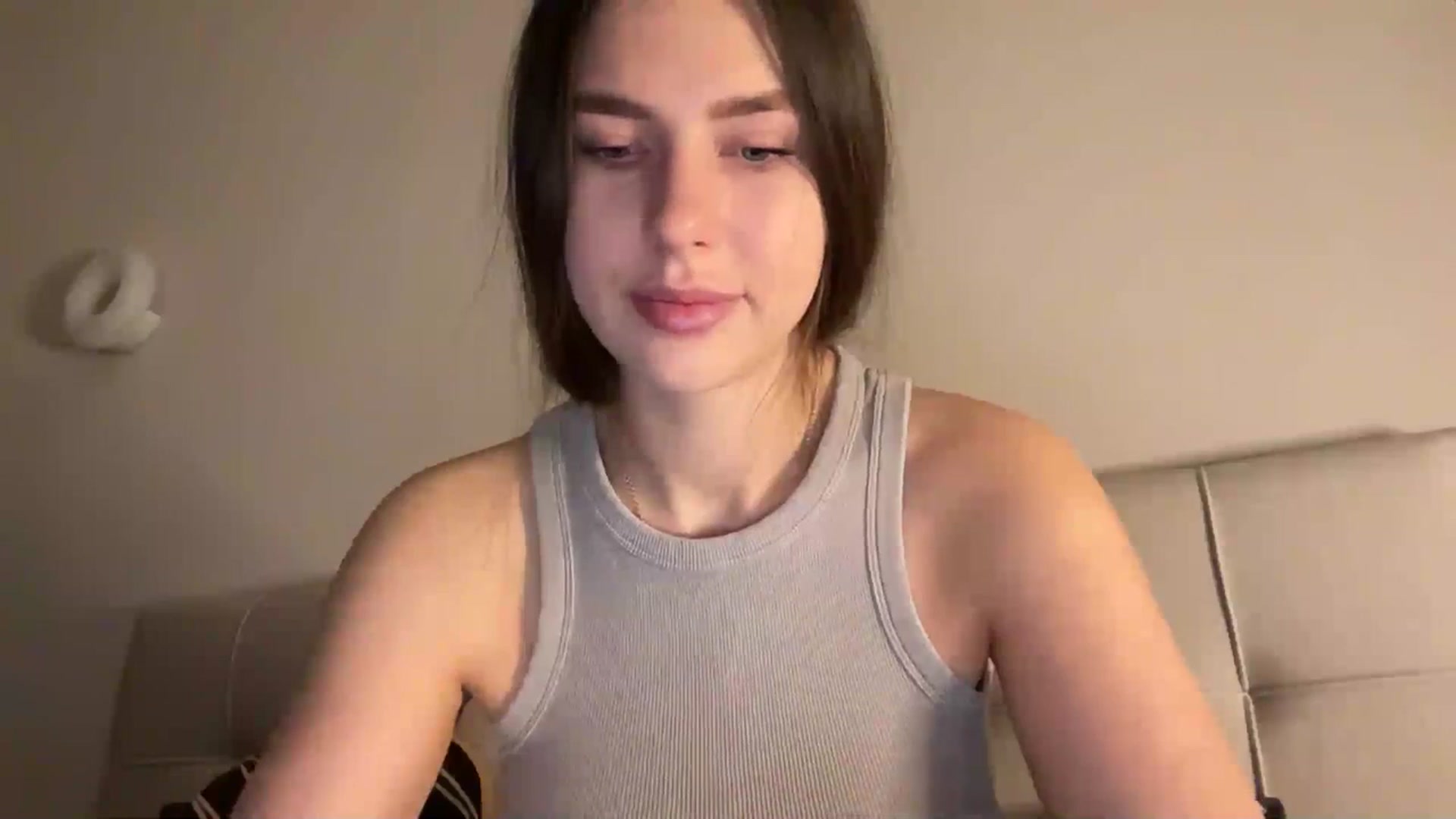 Gallery image thumbnail from kissfreeze's myfreecams stream on, 02/07/2026, 15:48 image 3 of 20