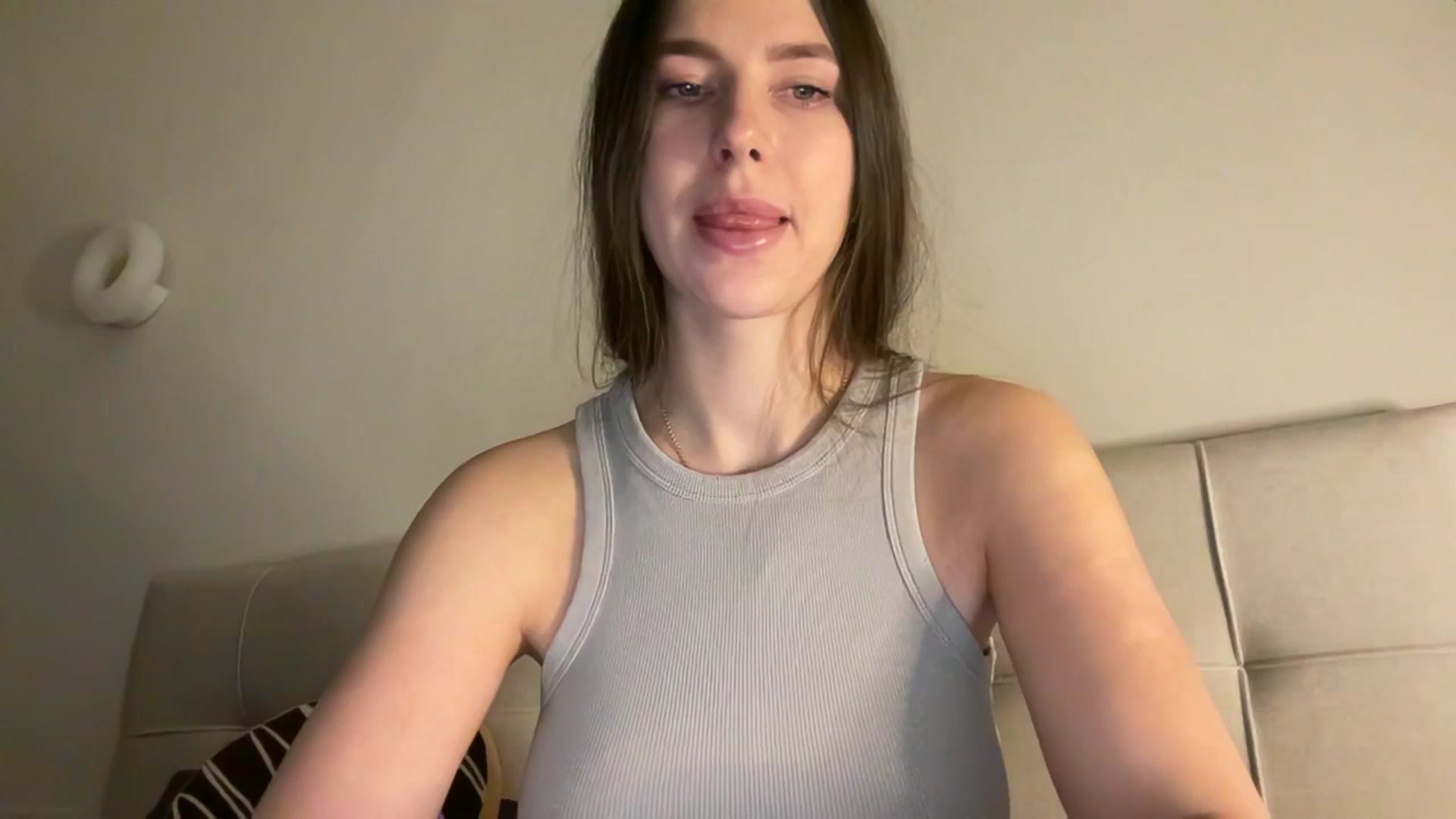 Gallery image thumbnail from kissfreeze's myfreecams stream on, 02/07/2026, 15:48 image 20 of 20