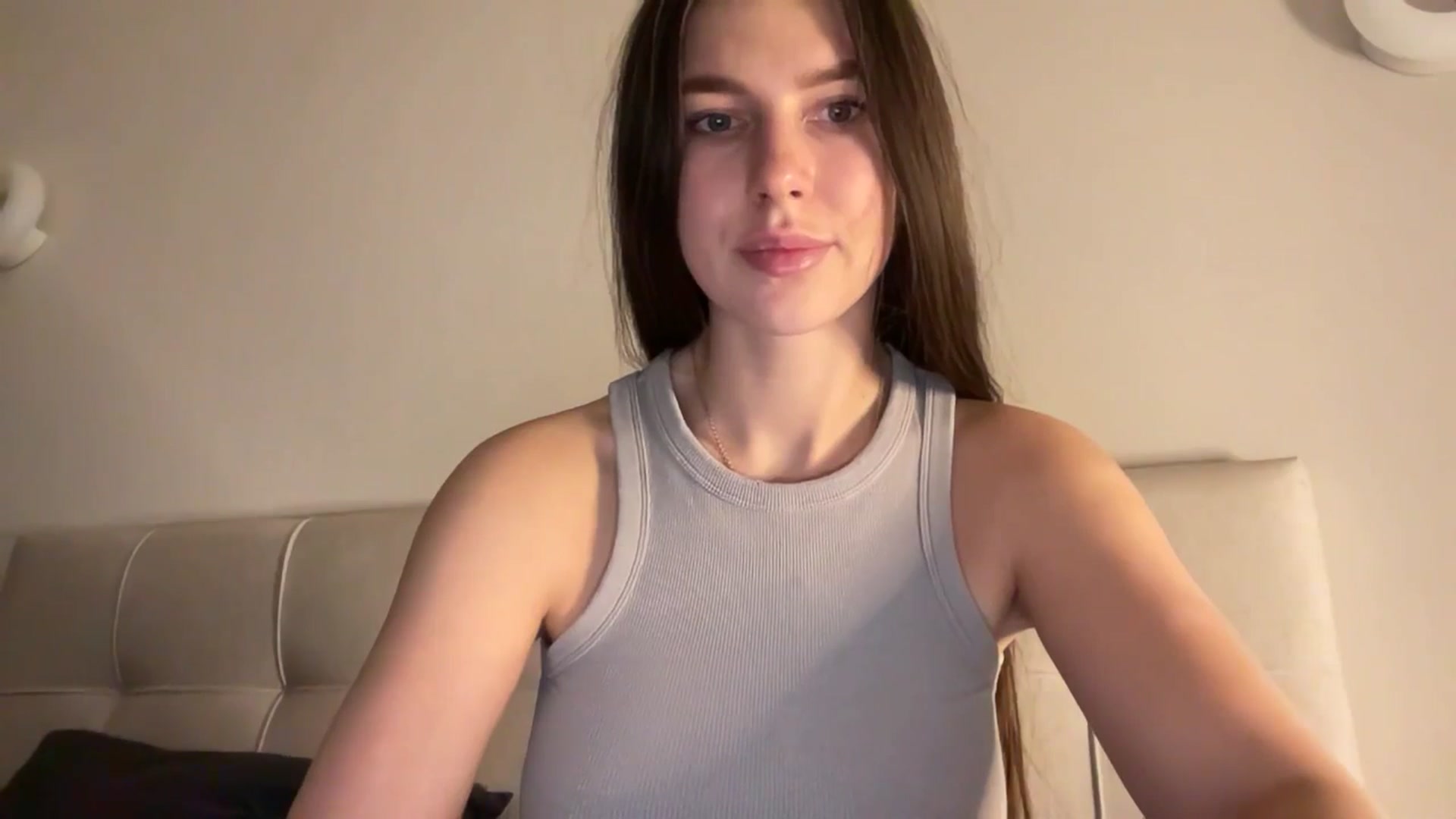 Gallery image thumbnail from kissfreeze's myfreecams stream on, 02/07/2026, 17:24 image 7 of 20