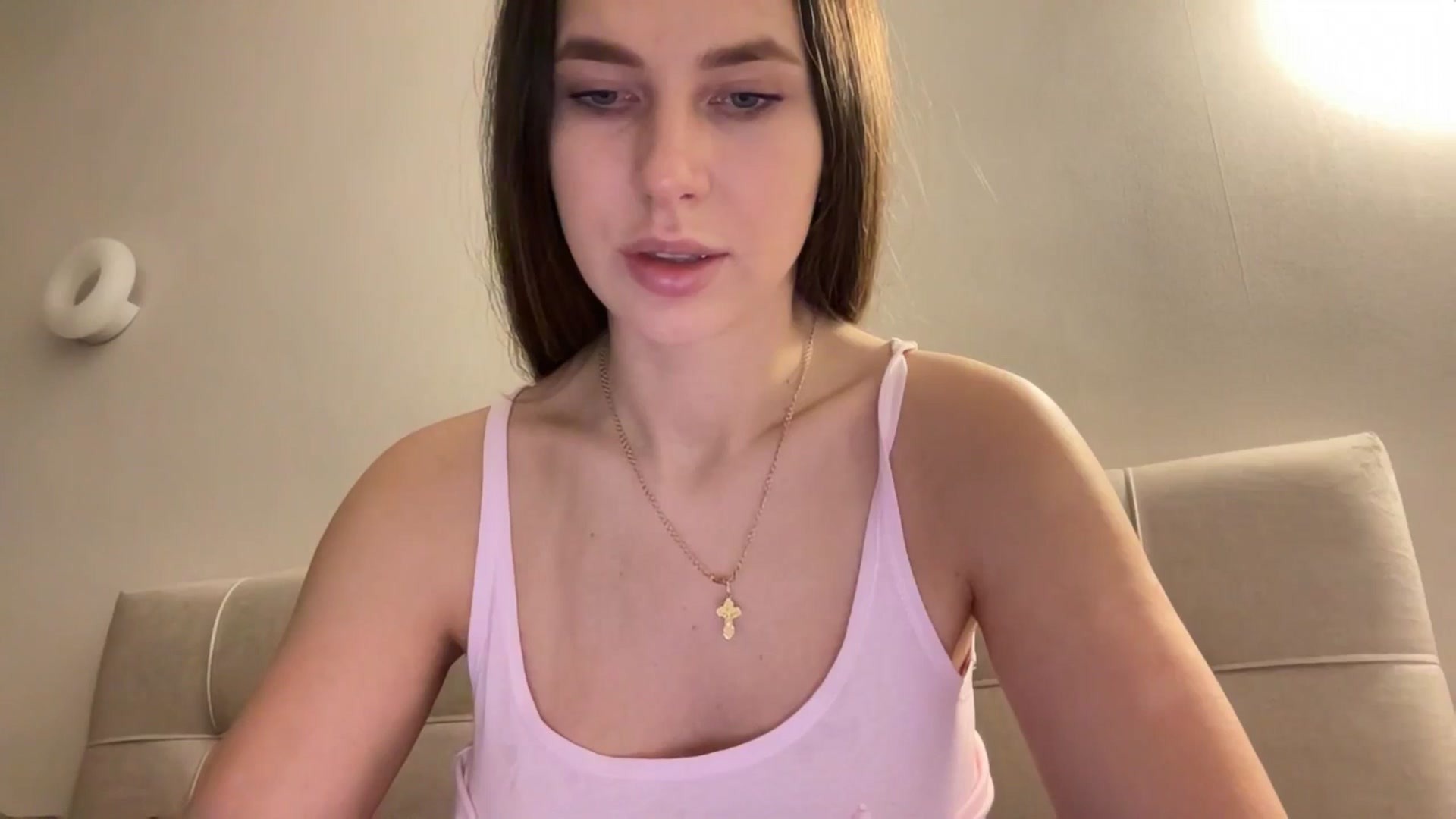 Gallery image thumbnail from kissfreeze's myfreecams stream on, 02/08/2026, 17:50 image 3 of 20