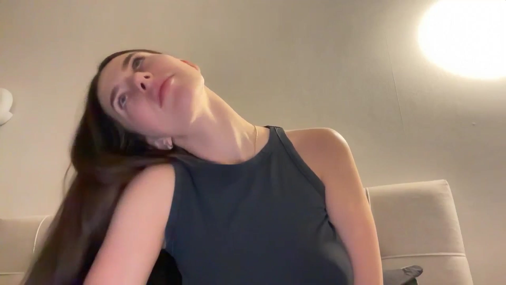 Gallery image thumbnail from kissfreeze's myfreecams stream on, 02/10/2026, 21:49 image 16 of 20