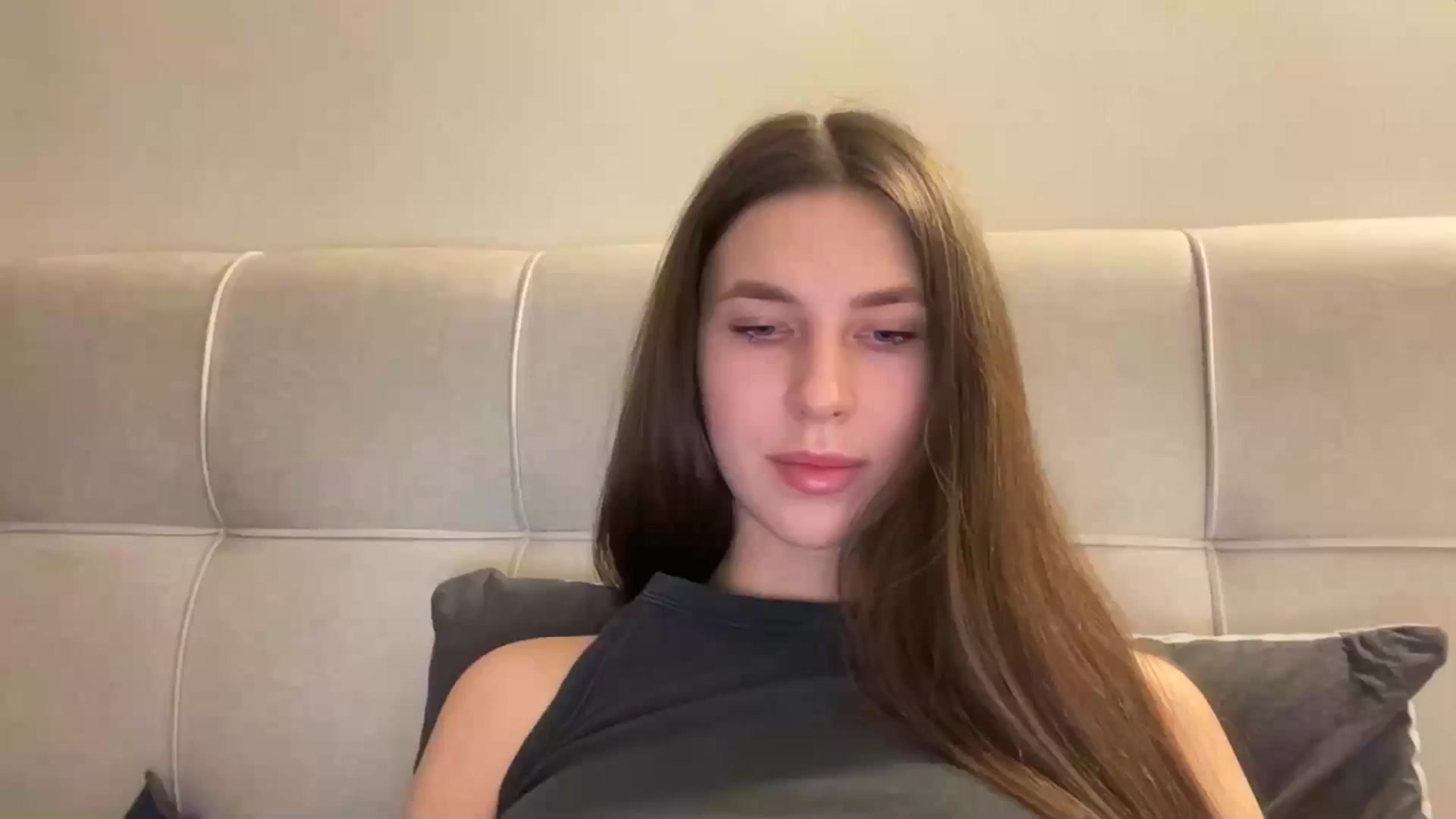 Gallery image thumbnail from kissfreeze's myfreecams stream on, 02/10/2026, 21:49 image 2 of 20