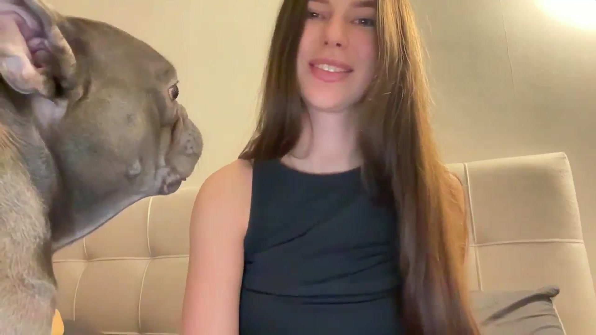 Gallery image thumbnail from kissfreeze's myfreecams stream on, 02/10/2026, 22:41 image 12 of 20