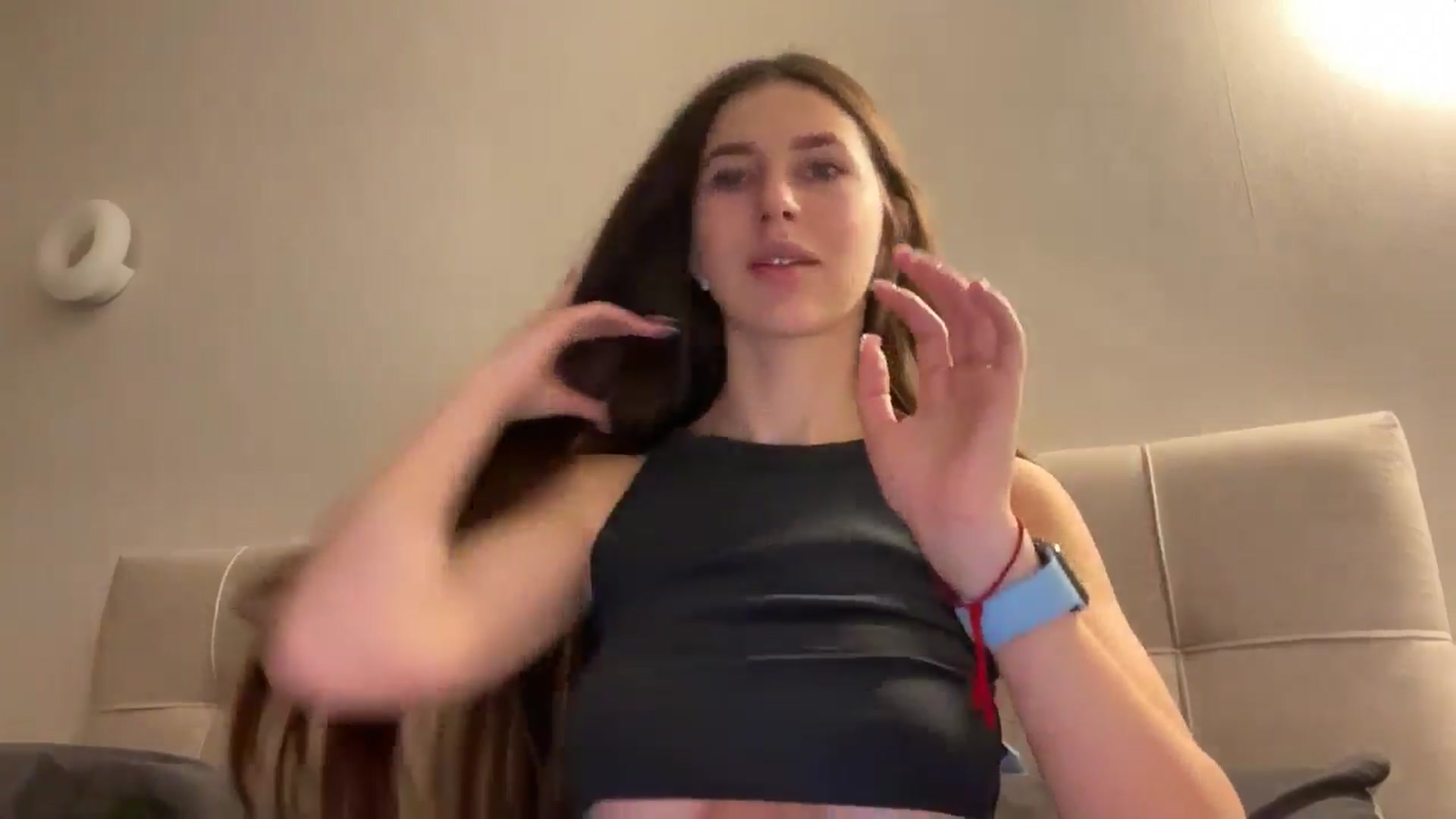 Gallery image thumbnail from kissfreeze's myfreecams stream on, 02/10/2026, 22:41 image 18 of 20