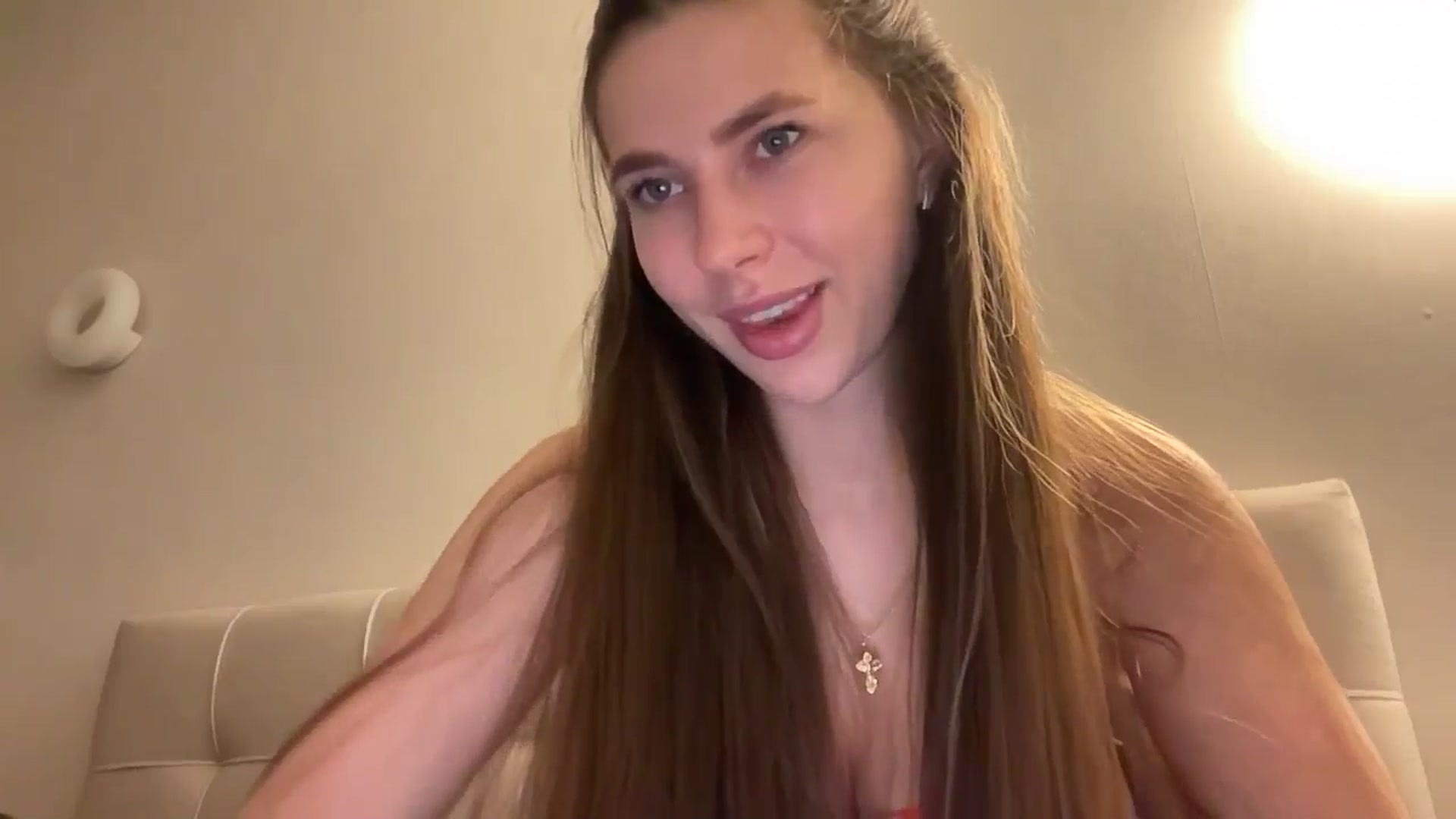 Gallery image thumbnail from kissfreeze's myfreecams stream on, 02/17/2026, 23:47 image 16 of 20