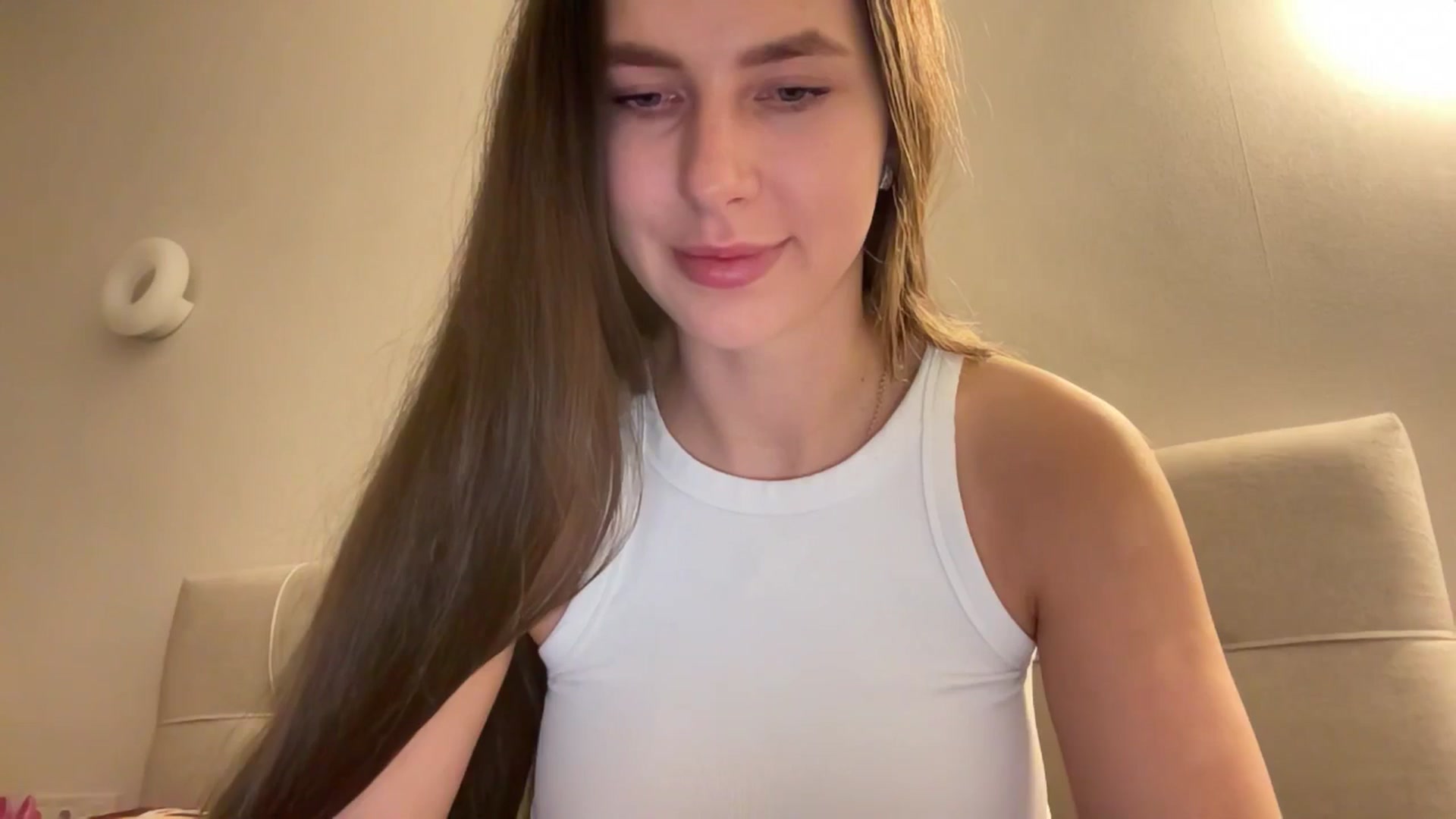 Gallery image thumbnail from kissfreeze's myfreecams stream on, 02/22/2026, 17:05 image 11 of 20
