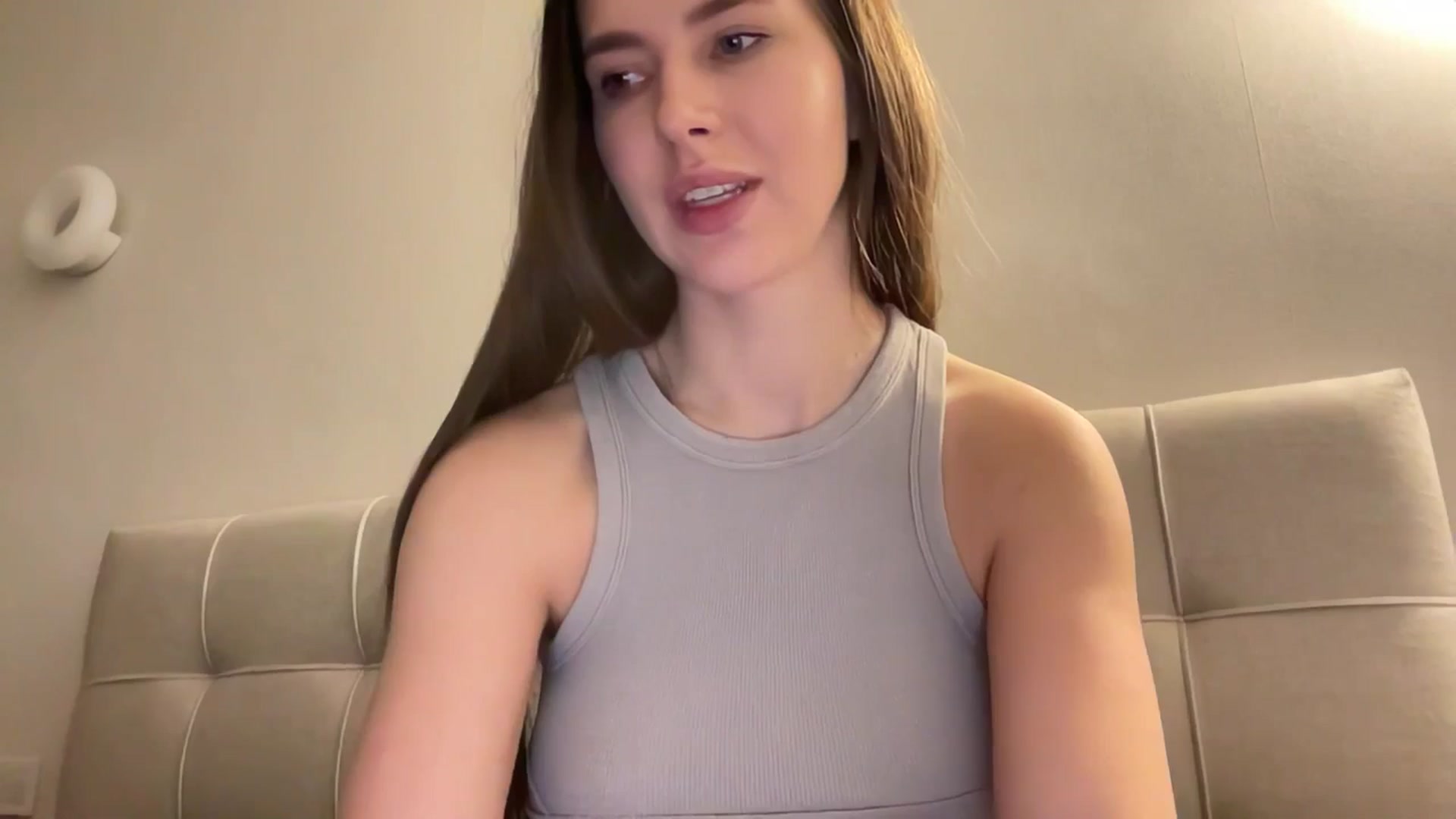 Gallery image thumbnail from kissfreeze's myfreecams stream on, 02/23/2026, 17:37 image 12 of 20