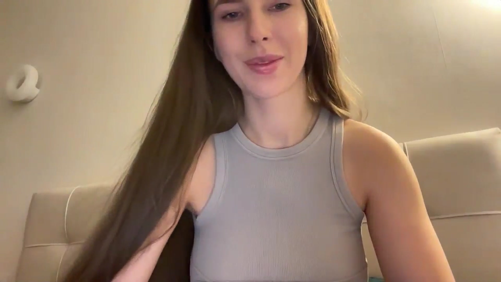 Gallery image thumbnail from kissfreeze's myfreecams stream on, 02/23/2026, 17:37 image 7 of 20