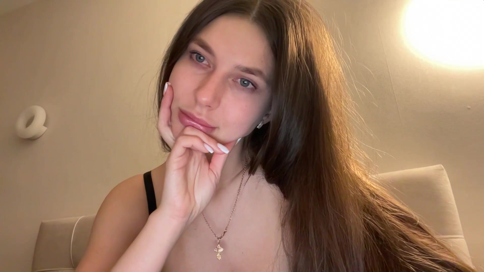 Gallery image thumbnail from kissfreeze's myfreecams stream on, 02/25/2026, 24:13 image 13 of 20