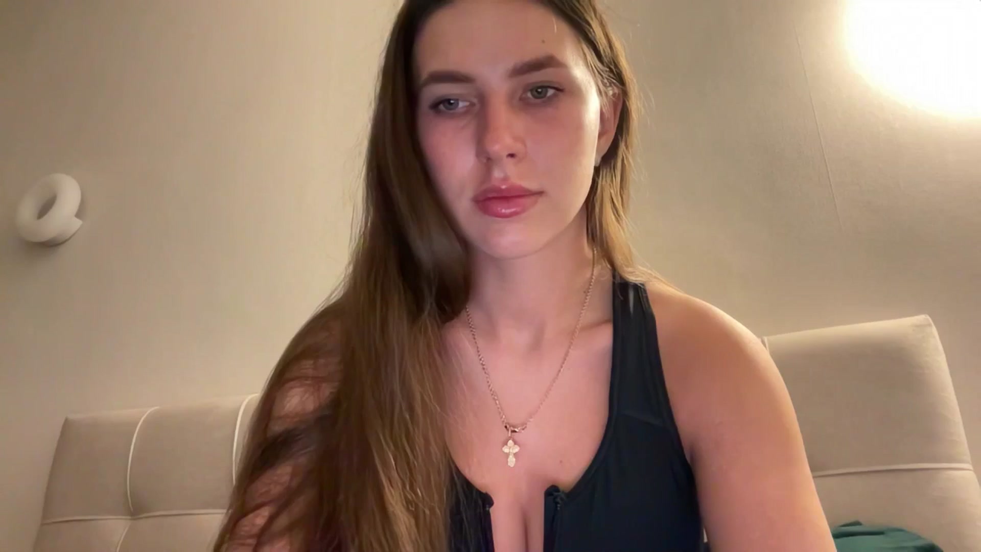 Gallery image thumbnail from kissfreeze's myfreecams stream on, 03/19/2026, 16:18 image 1 of 20