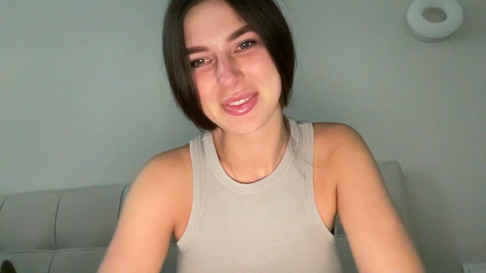 Gallery image thumbnail from kissfreeze's myfreecams stream on, 03/20/2026, 15:08 image 5 of 20