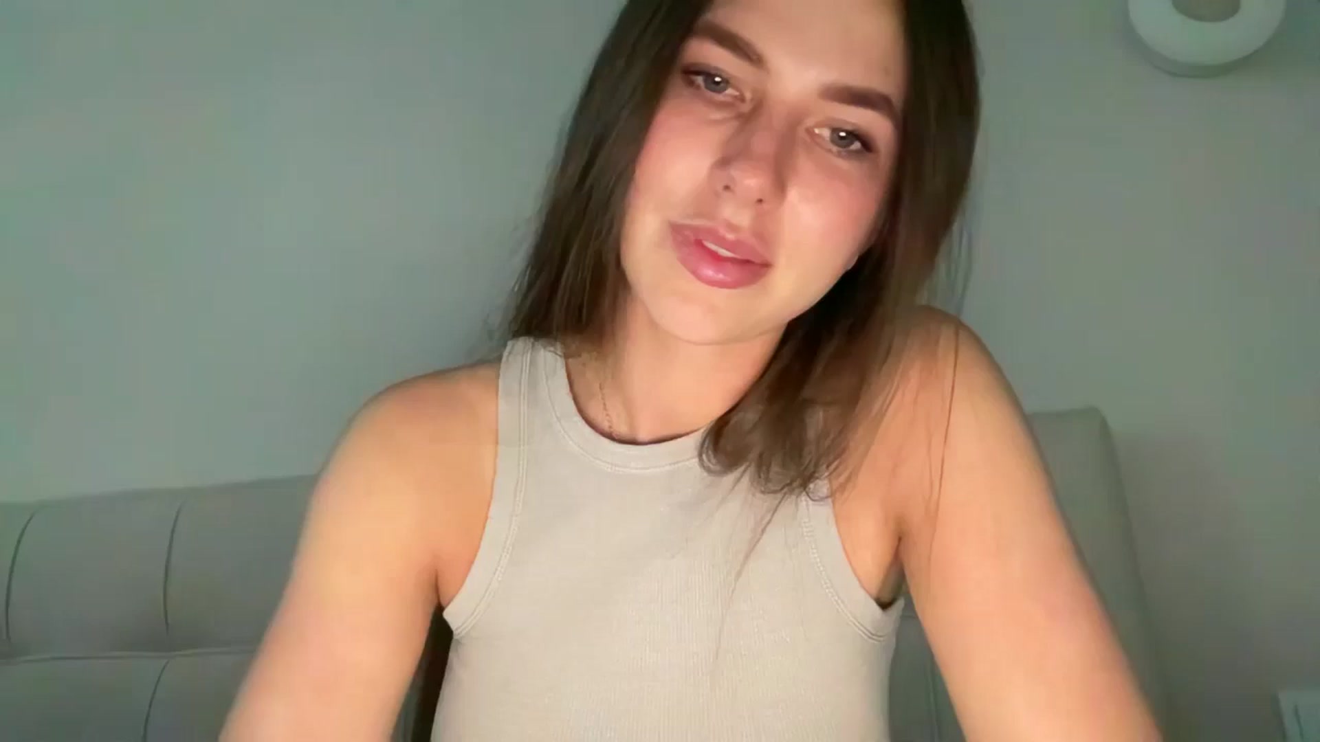 Gallery image thumbnail from kissfreeze's myfreecams stream on, 03/20/2026, 15:34 image 6 of 20