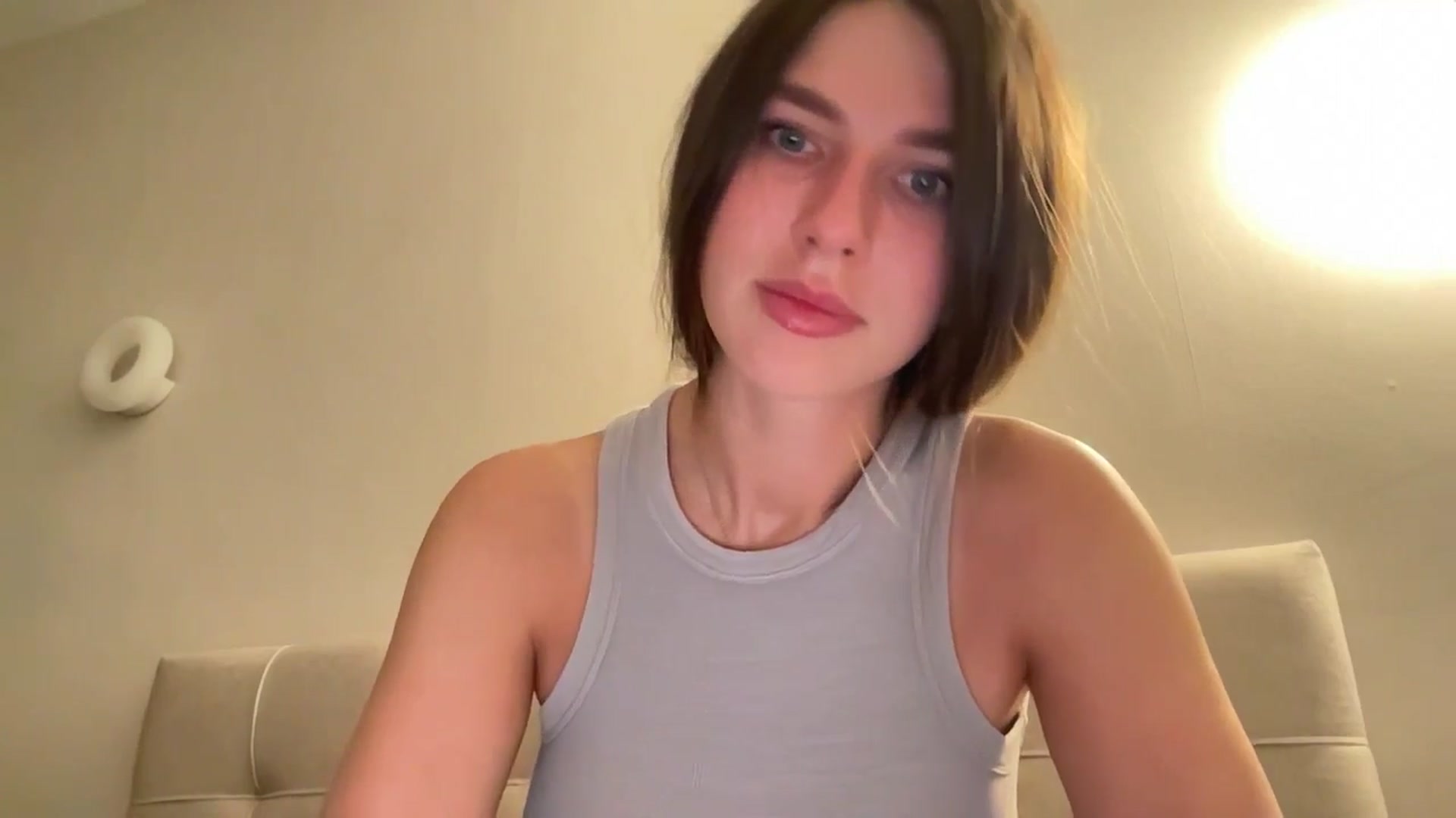 Gallery image thumbnail from kissfreeze's myfreecams stream on, 03/20/2026, 21:07 image 9 of 20