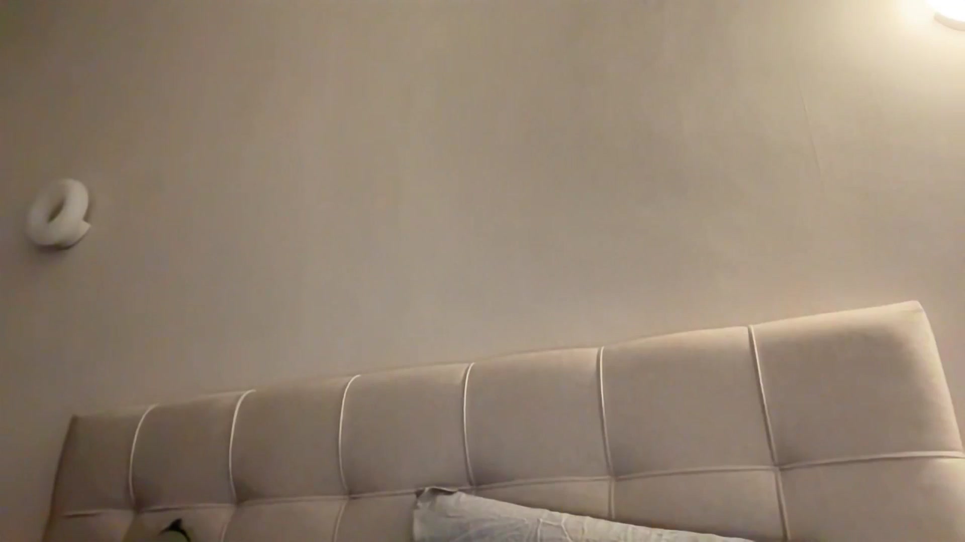 Gallery image thumbnail from kissfreeze's myfreecams stream on, 03/22/2026, 21:21 image 17 of 20