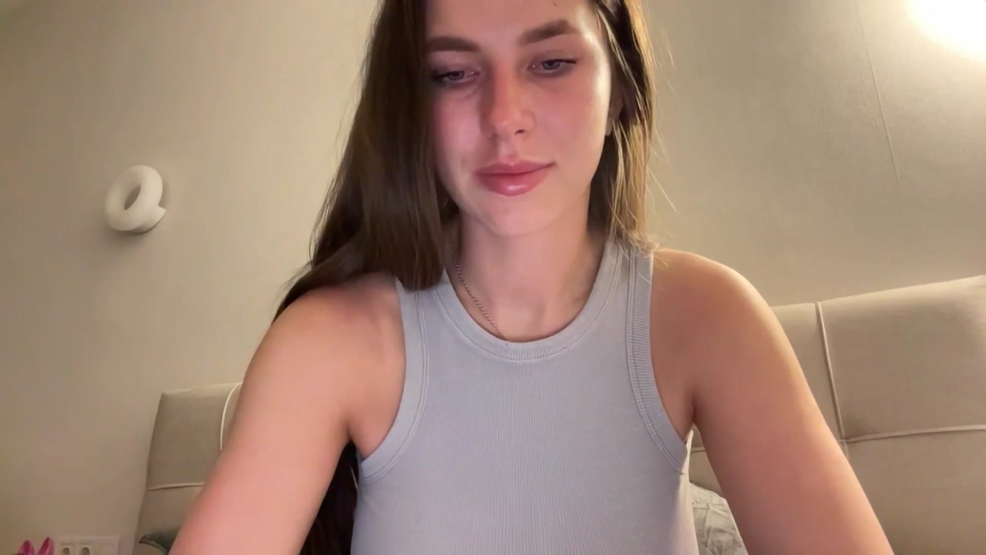 Gallery image thumbnail from kissfreeze's myfreecams stream on, 03/22/2026, 22:47 image 9 of 20