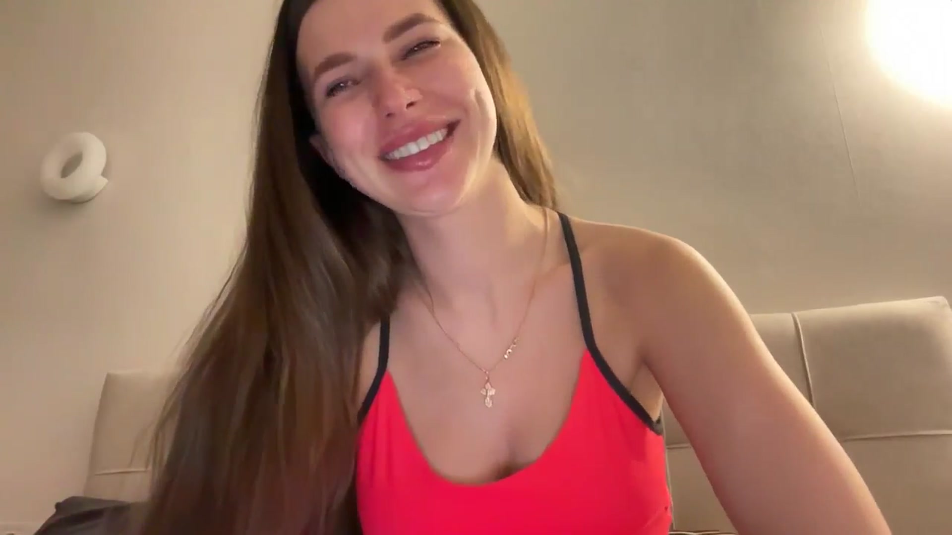 Gallery image thumbnail from kissfreeze's myfreecams stream on, 03/25/2026, 22:33 image 12 of 20