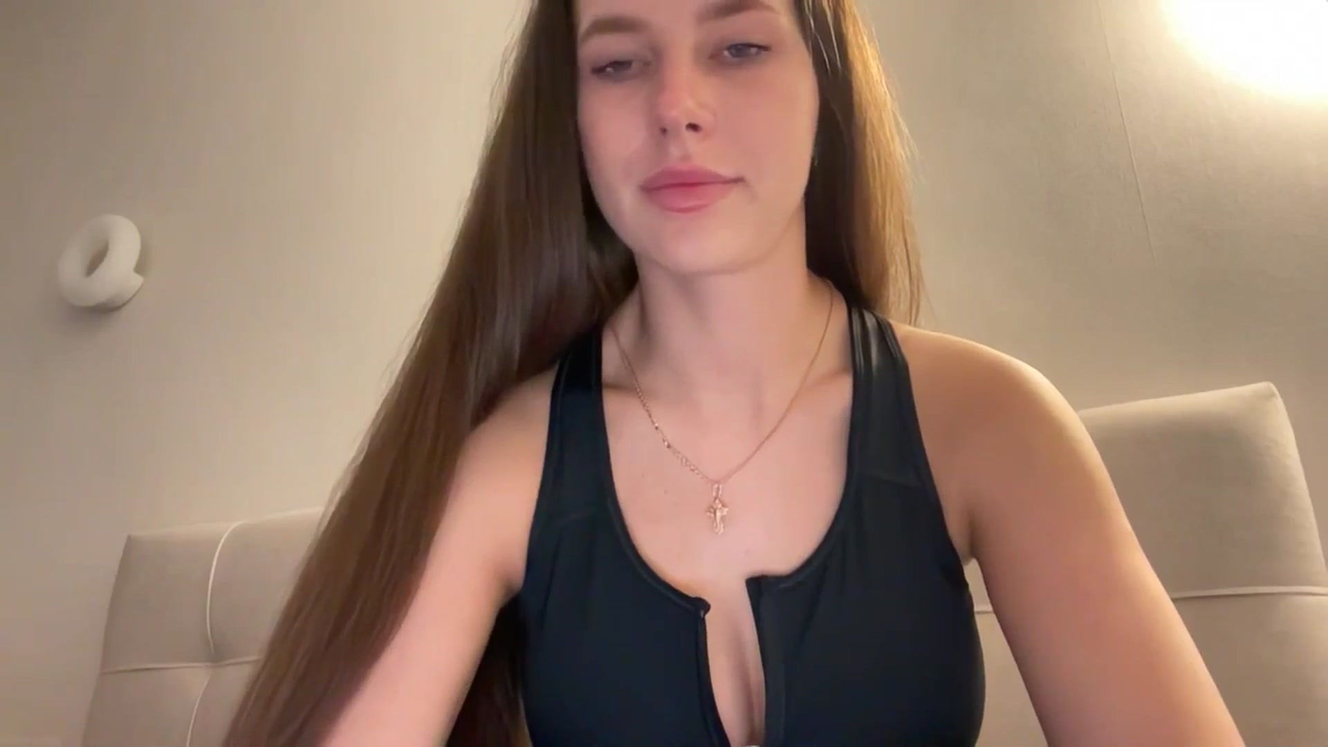Gallery image thumbnail from kissfreeze's myfreecams stream on, 04/02/2026, 15:55 image 9 of 20