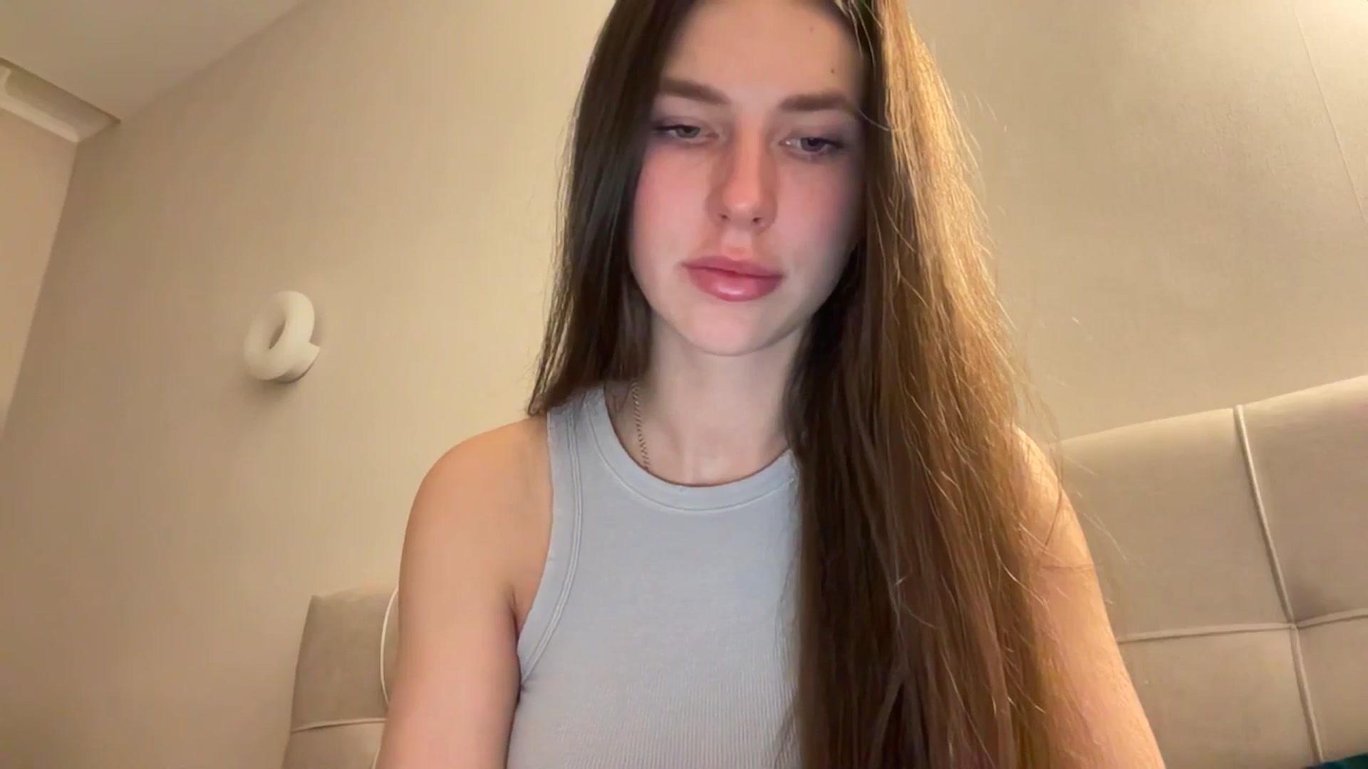 Gallery image thumbnail from kissfreeze's myfreecams stream on, 04/13/2026, 21:22 image 14 of 20