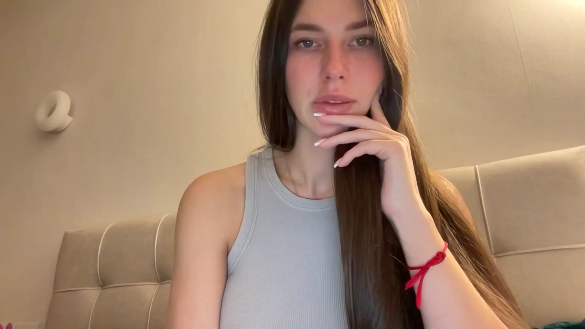 Gallery image thumbnail from kissfreeze's myfreecams stream on, 04/13/2026, 22:24 image 2 of 20