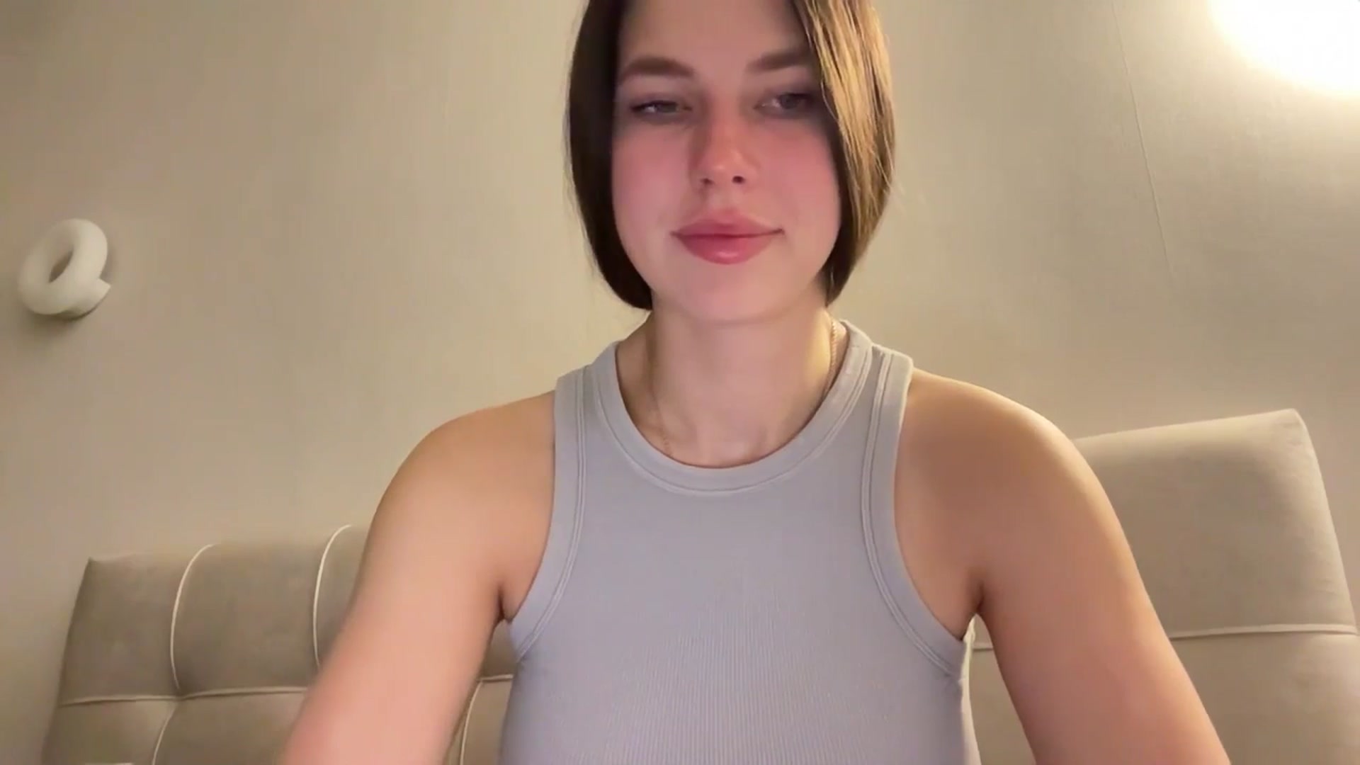 Gallery image thumbnail from kissfreeze's myfreecams stream on, 04/14/2026, 21:08 image 7 of 20