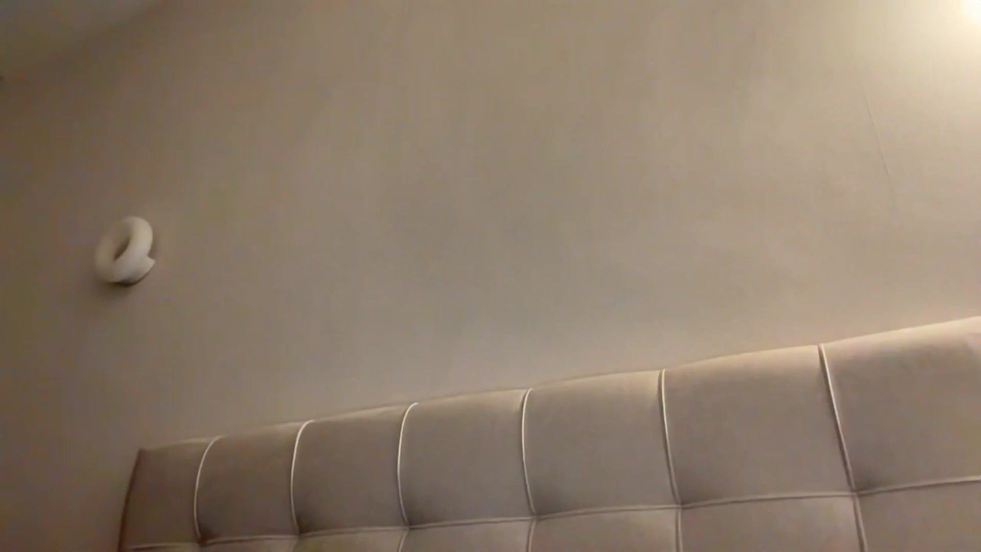 Gallery image thumbnail from kissfreeze's myfreecams stream on, 04/21/2026, 22:04 image 5 of 20