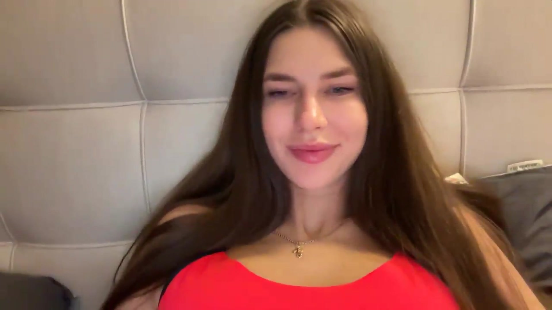 Gallery image thumbnail from kissfreeze's myfreecams stream on, 04/22/2026, 23:43 image 4 of 20