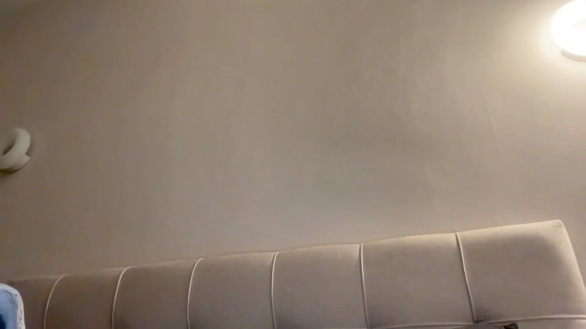Gallery image thumbnail from kissfreeze's myfreecams stream on, 04/26/2026, 21:21 image 17 of 20